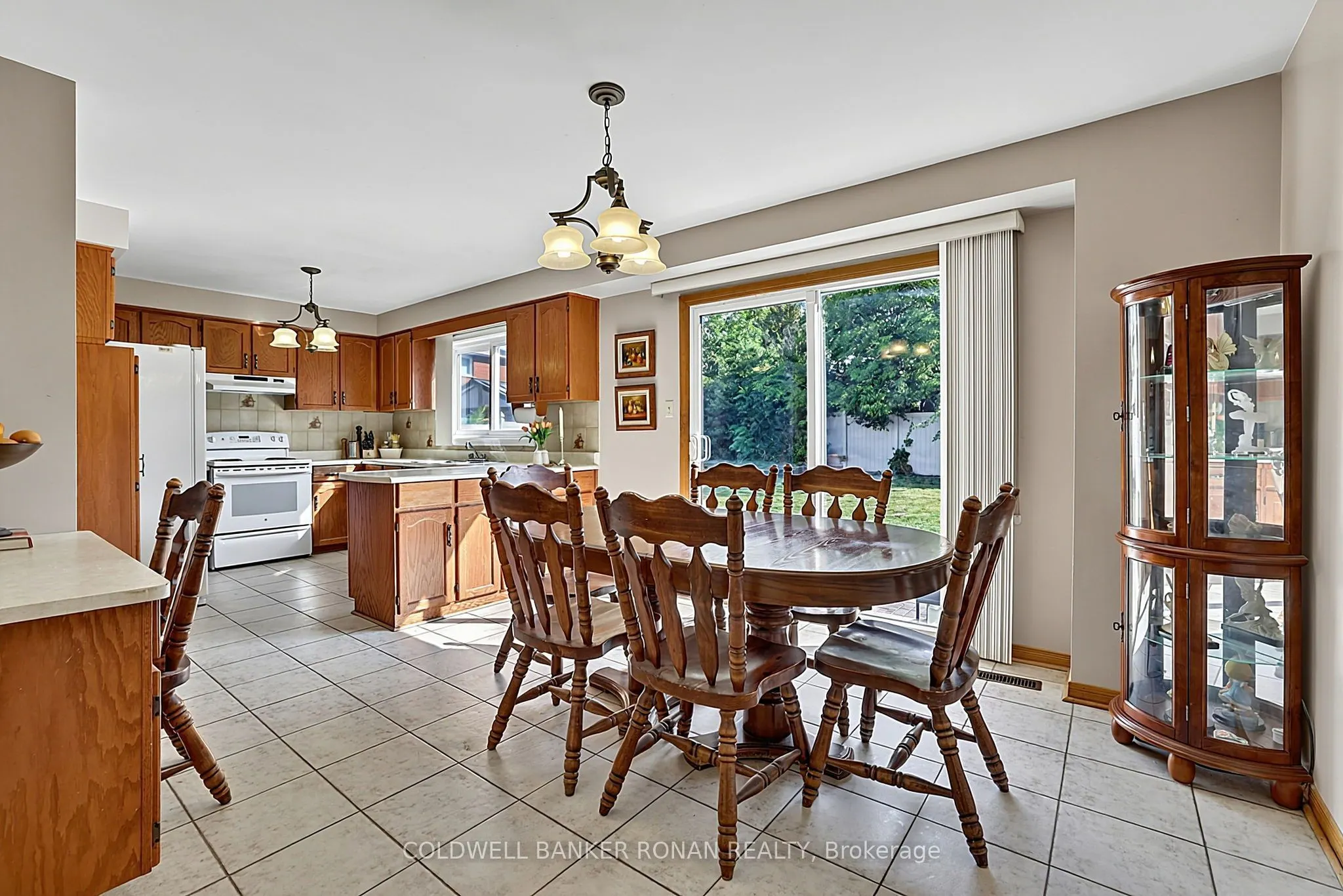 33 Marevan Place