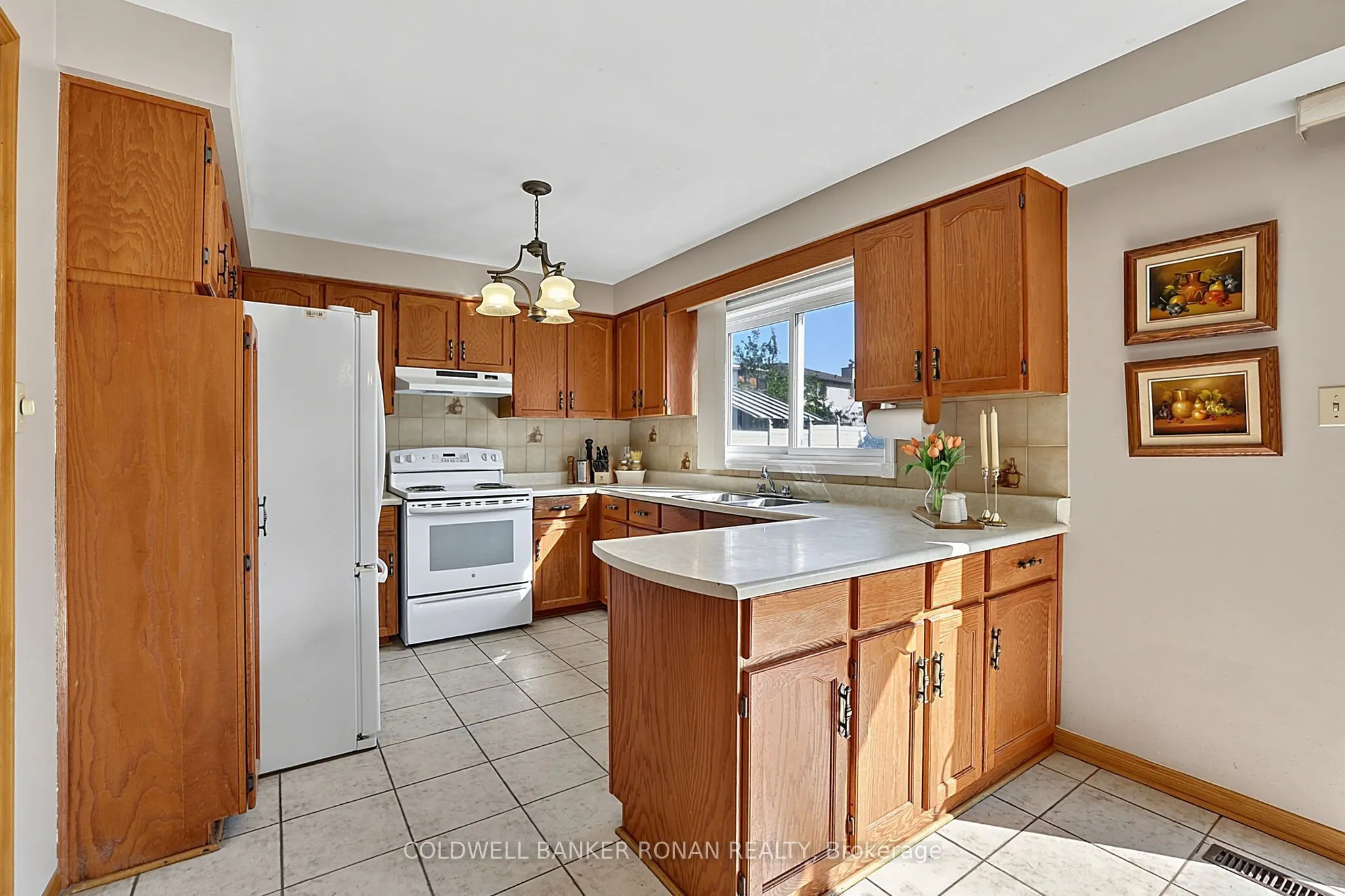 33 Marevan Place