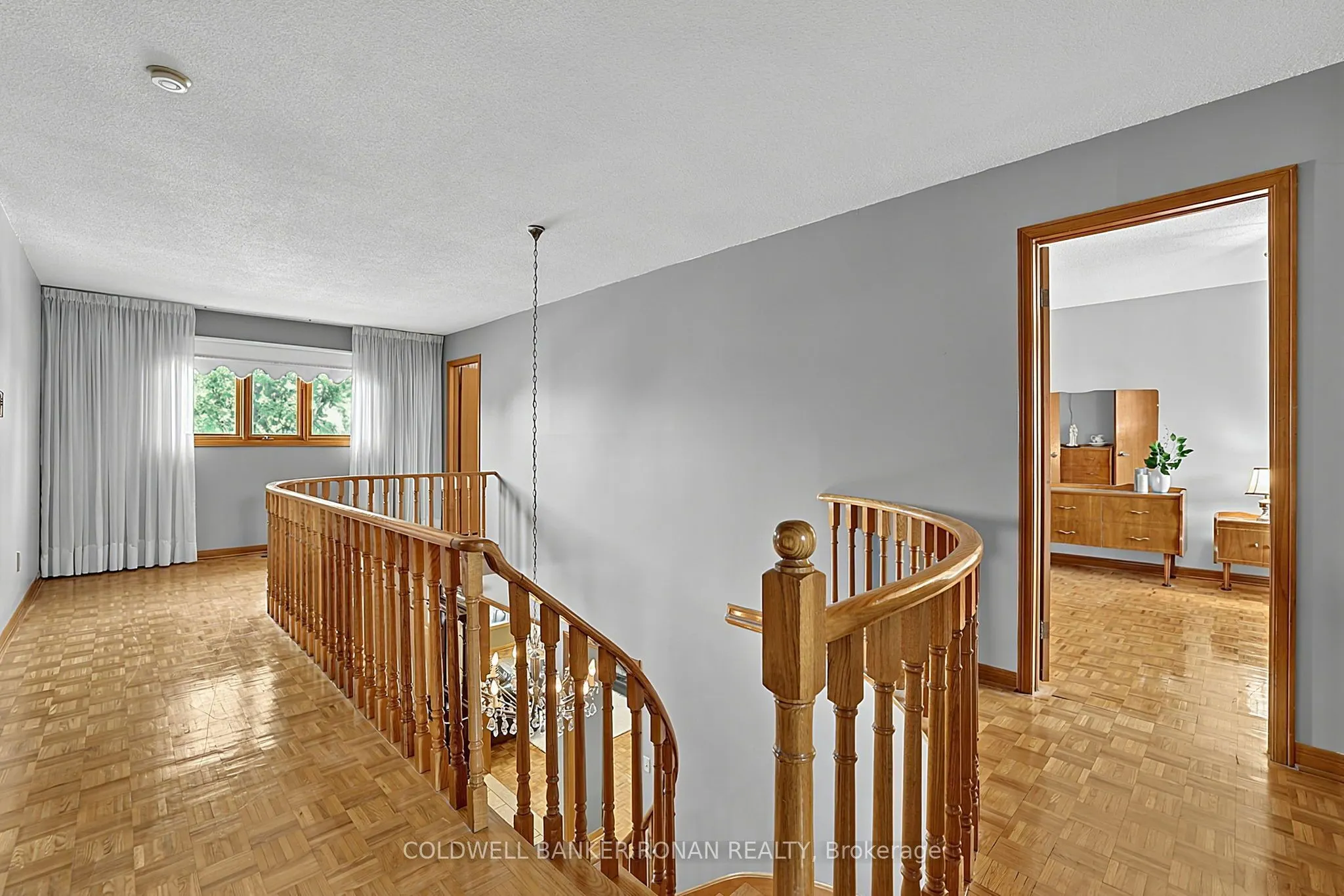 33 Marevan Place