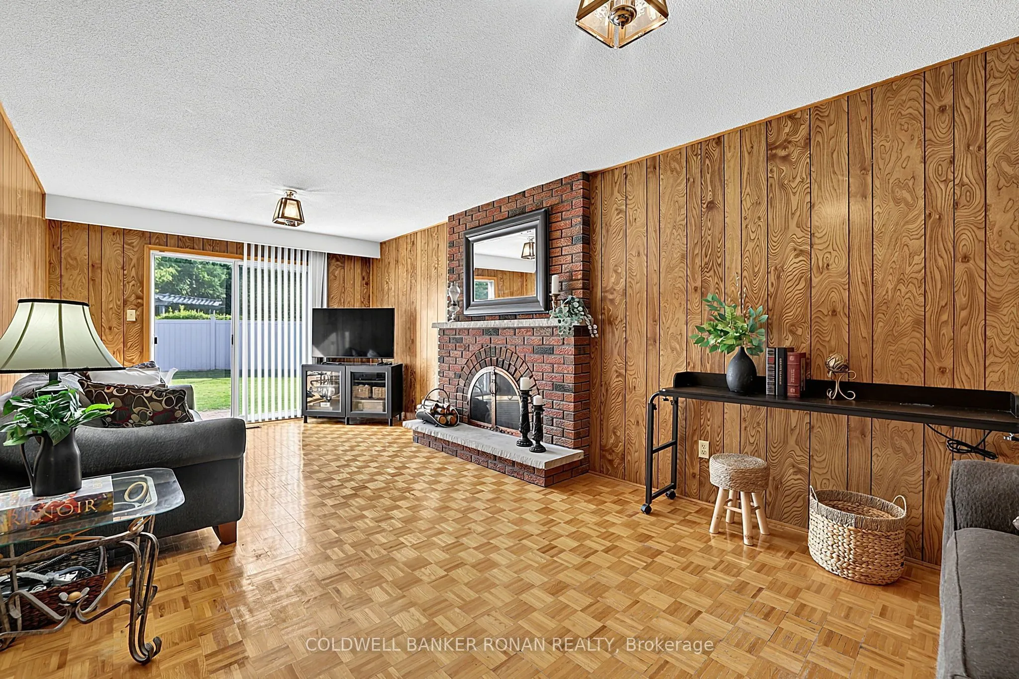 33 Marevan Place