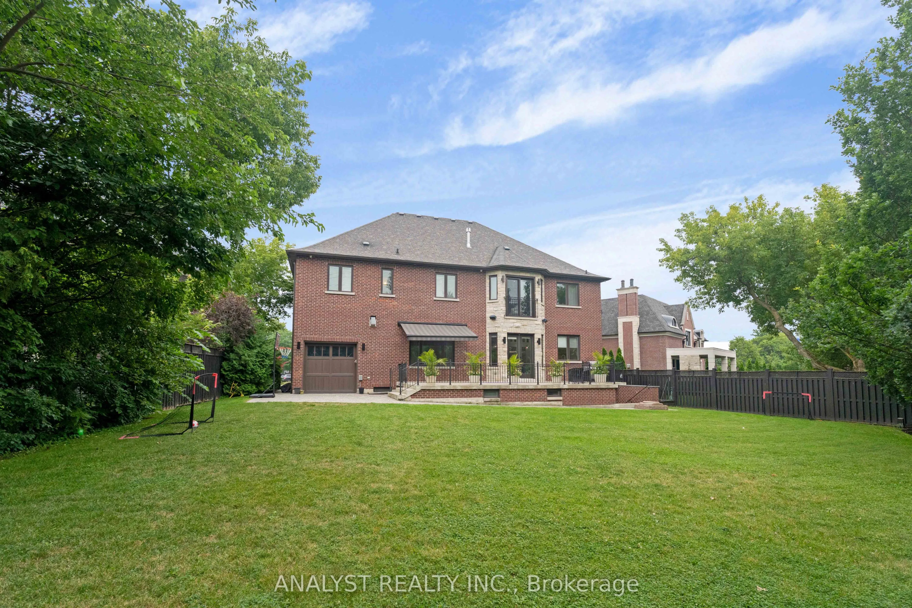 106 Donhill Crescent
