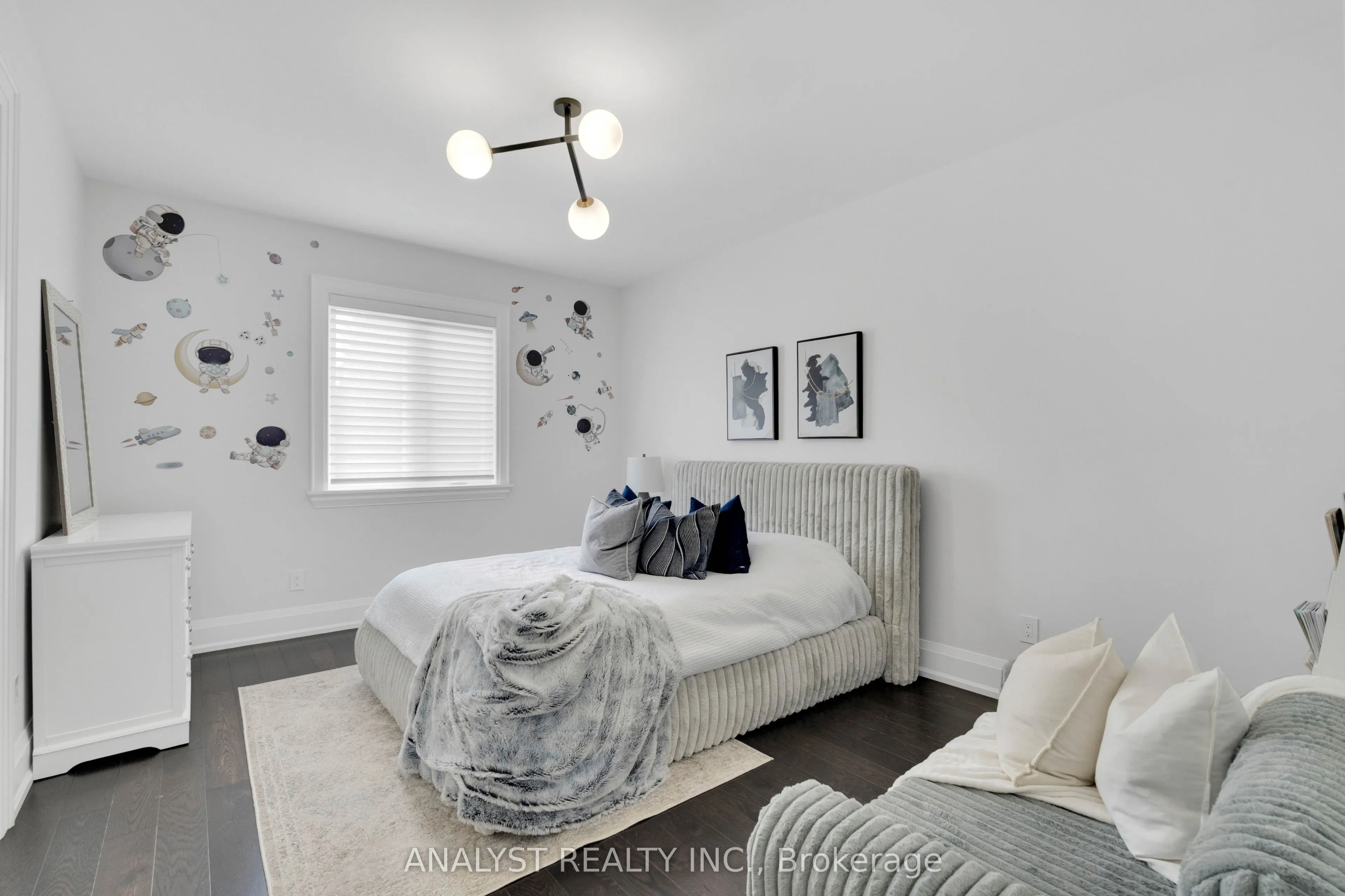 106 Donhill Crescent