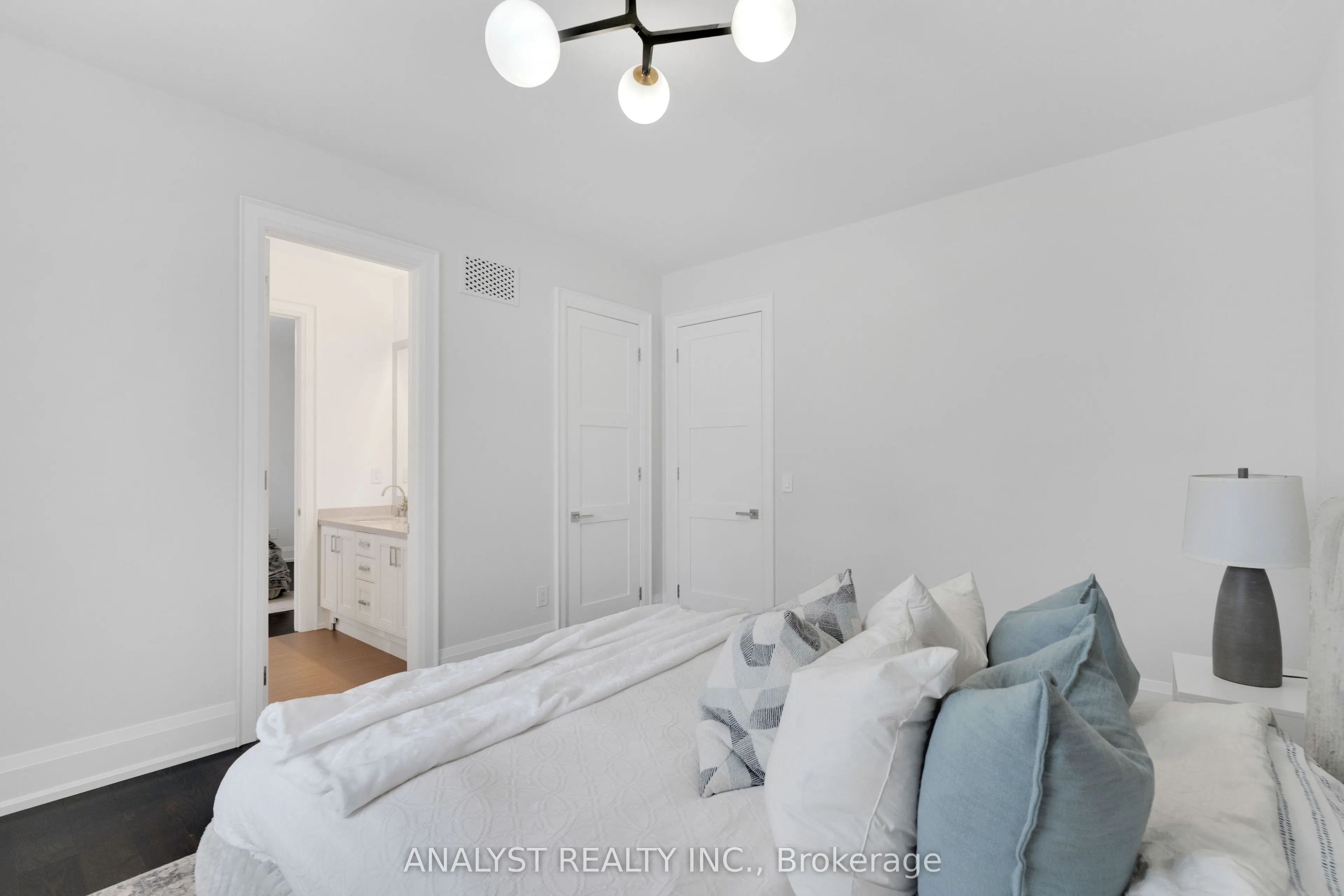 106 Donhill Crescent