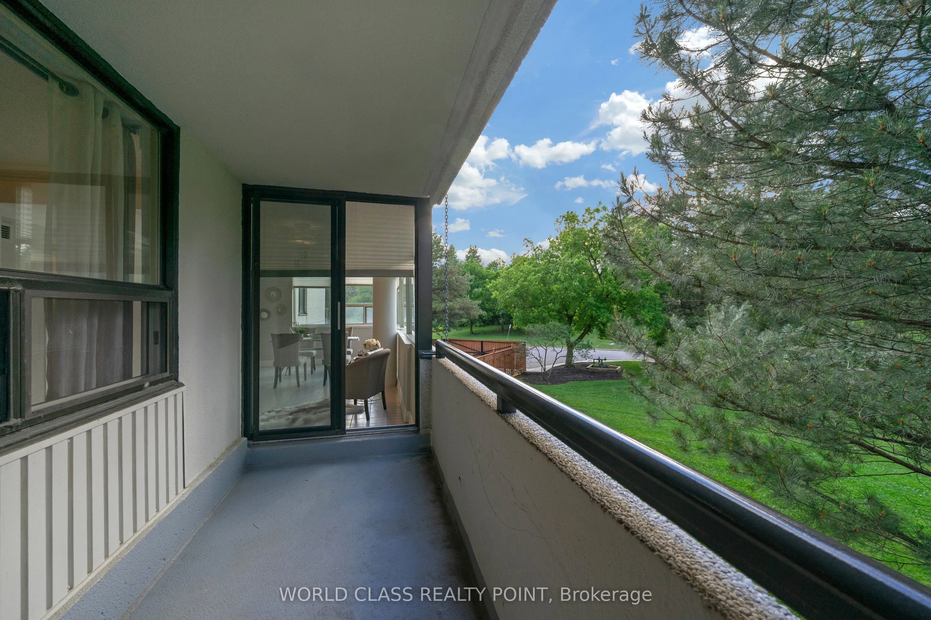 40 Harding Boulevard #201