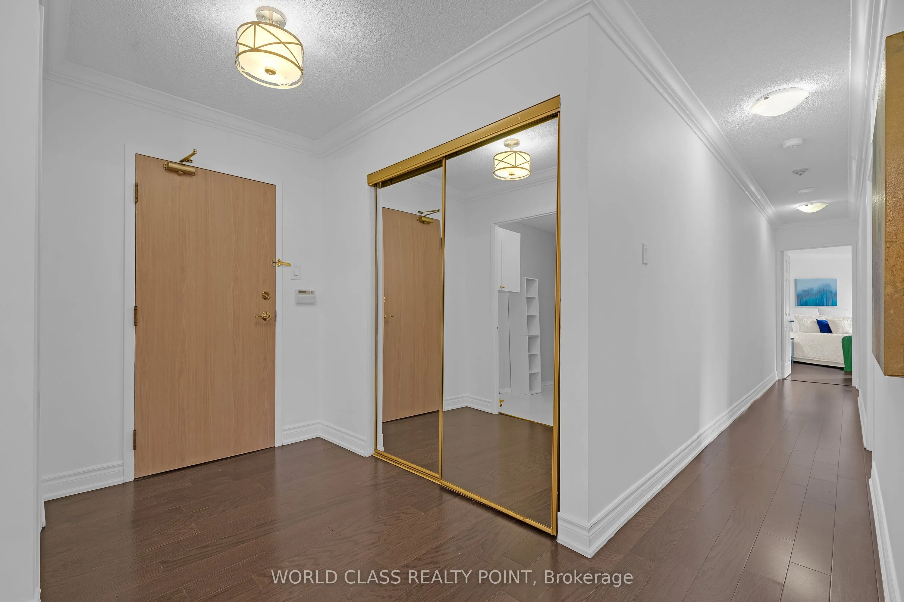 40 Harding Boulevard #201