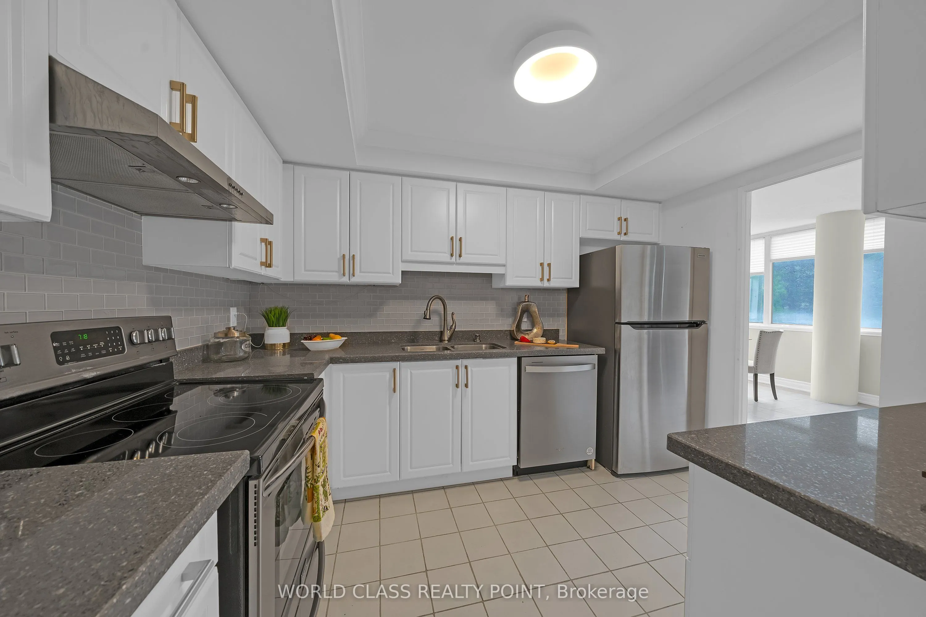 40 Harding Boulevard #201
