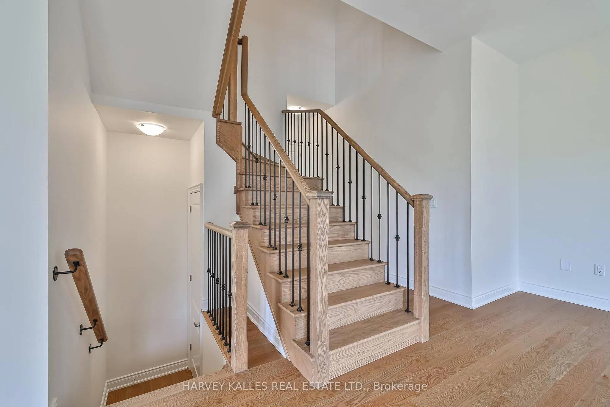 4 Meadow Vista Crescent