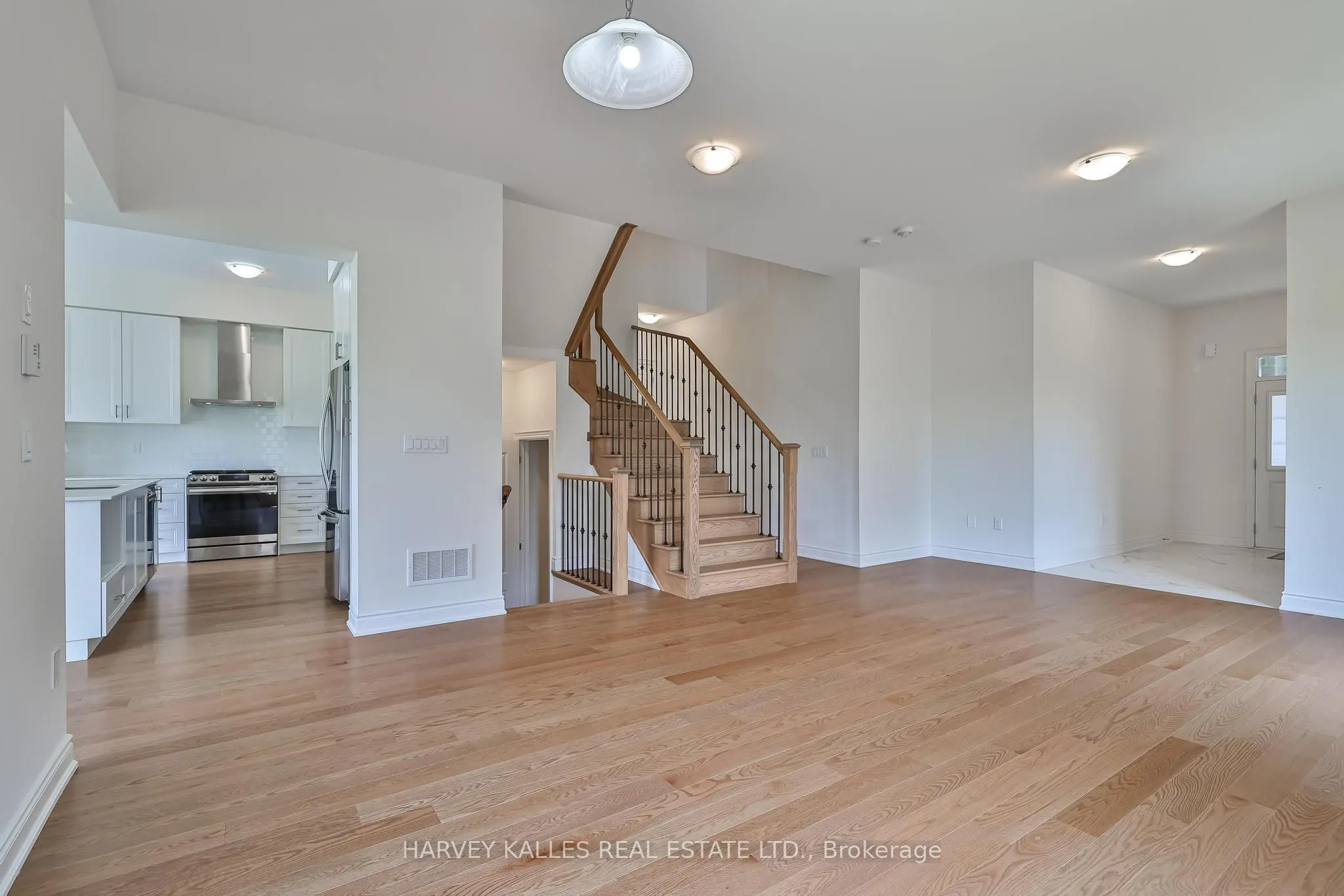 4 Meadow Vista Crescent