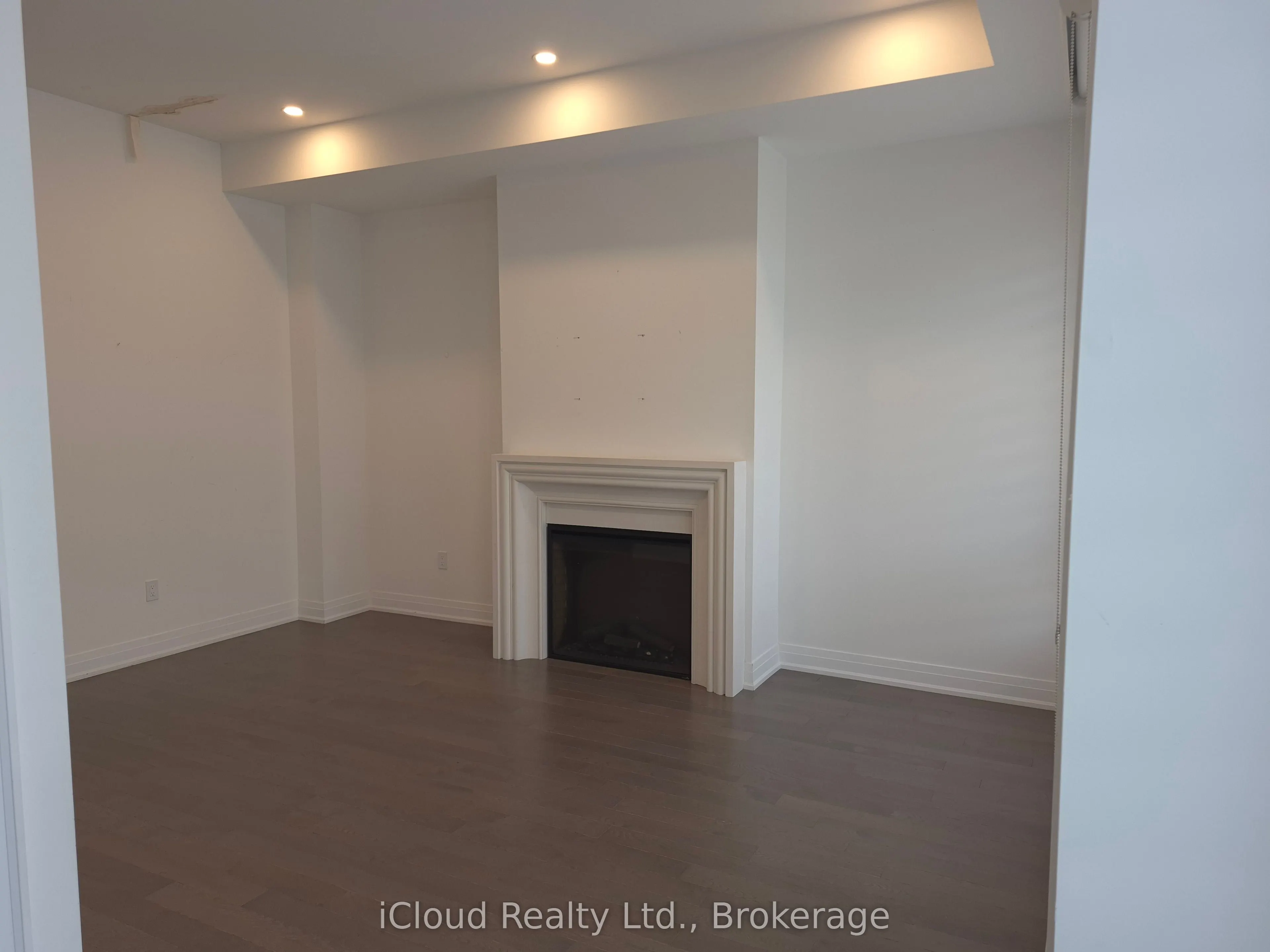31 Globemaster Lane