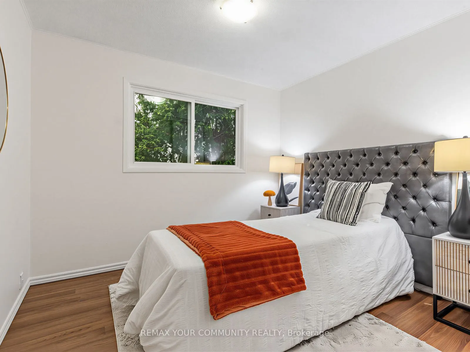 88 Dana Crescent