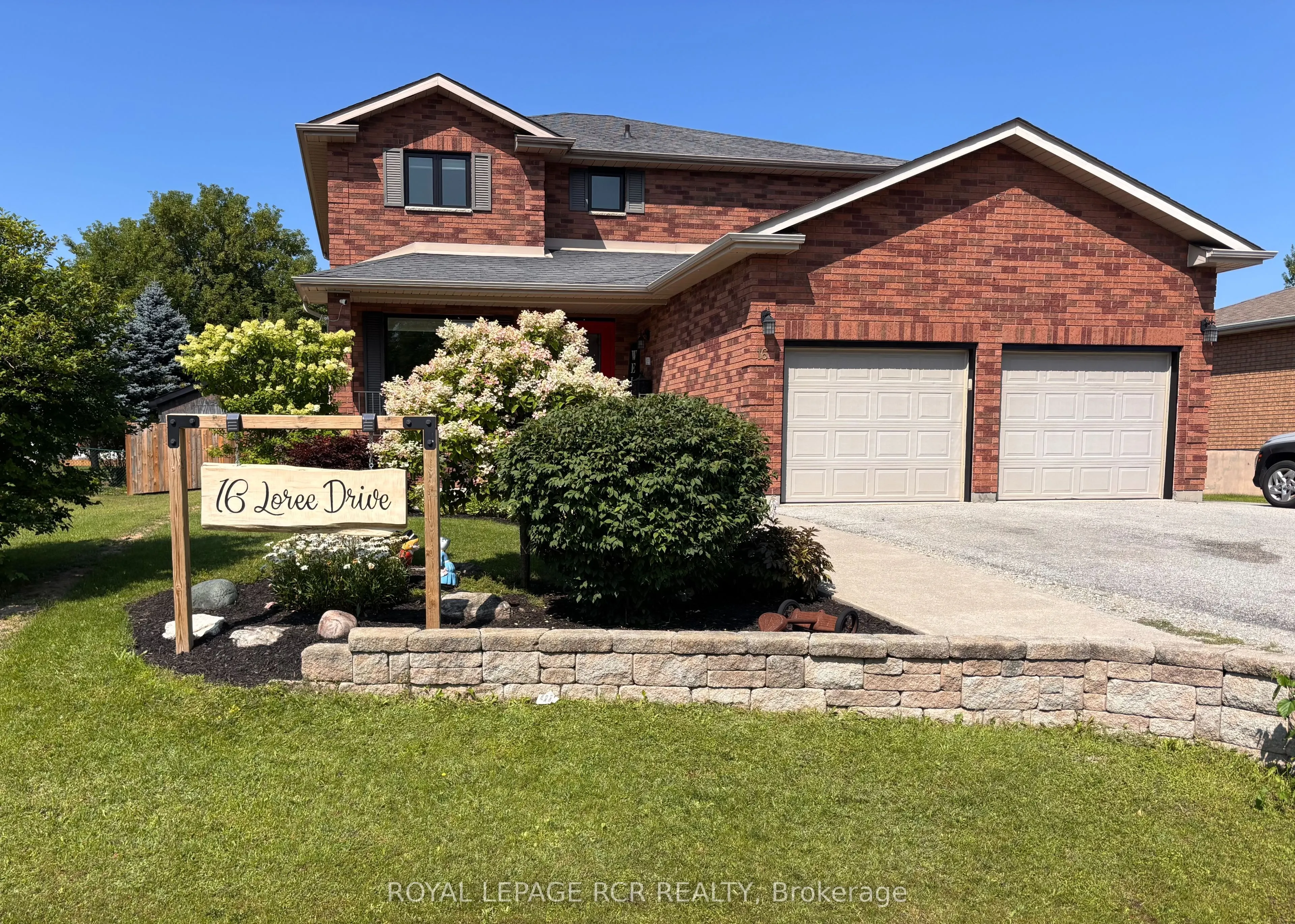 16 Loree Drive