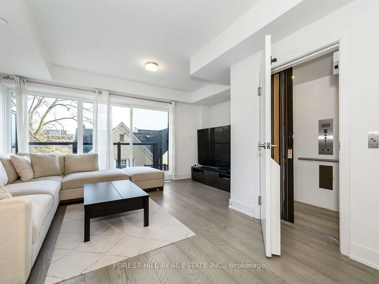 1 Hartman Avenue #5