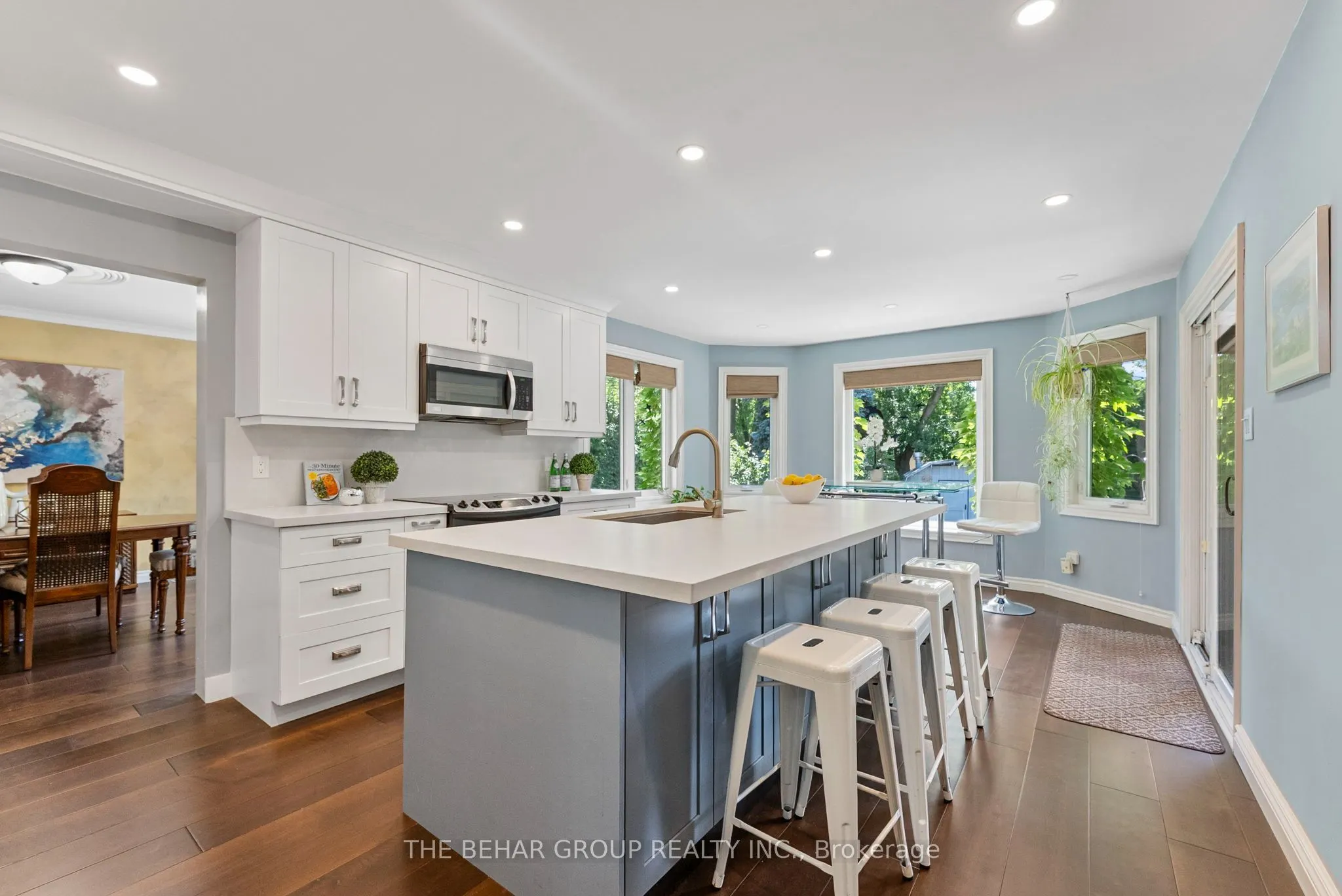 404 Easy Street