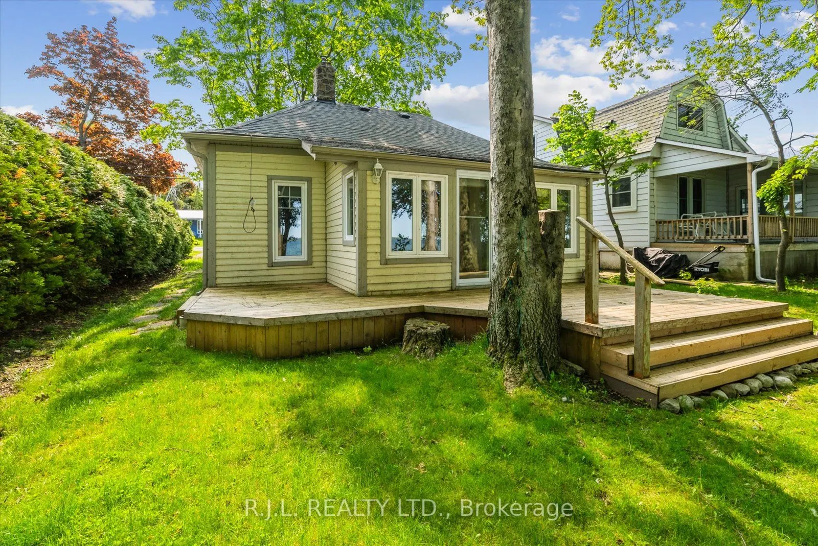 242 Morrison Avenue