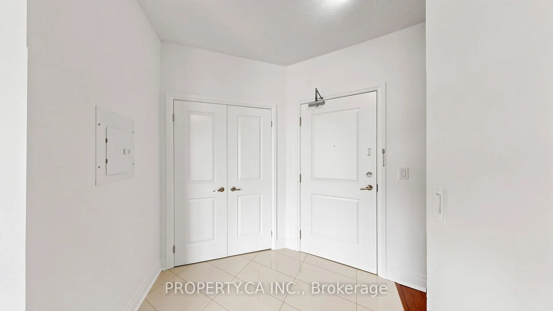 24 Woodstream Boulevard #516