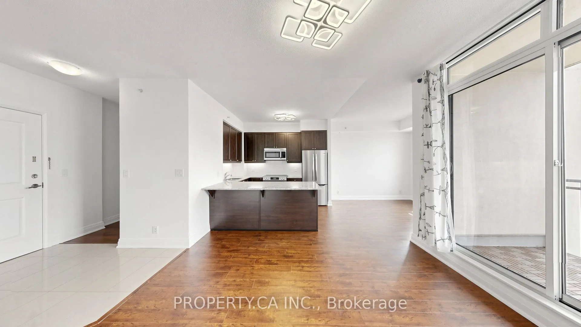 24 Woodstream Boulevard #516