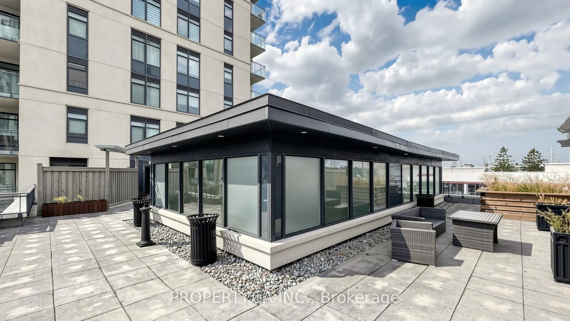 24 Woodstream Boulevard #516