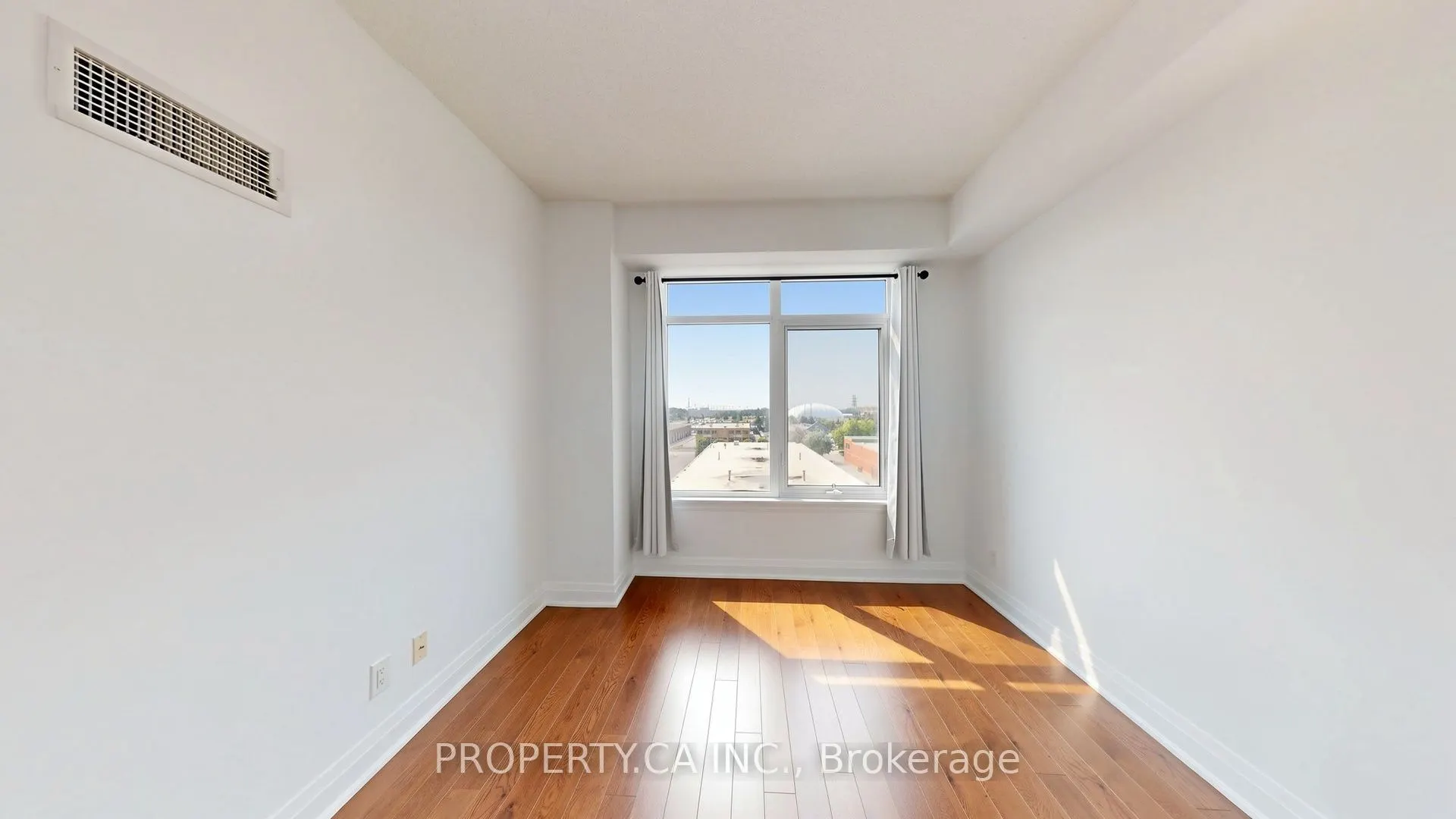 24 Woodstream Boulevard #516