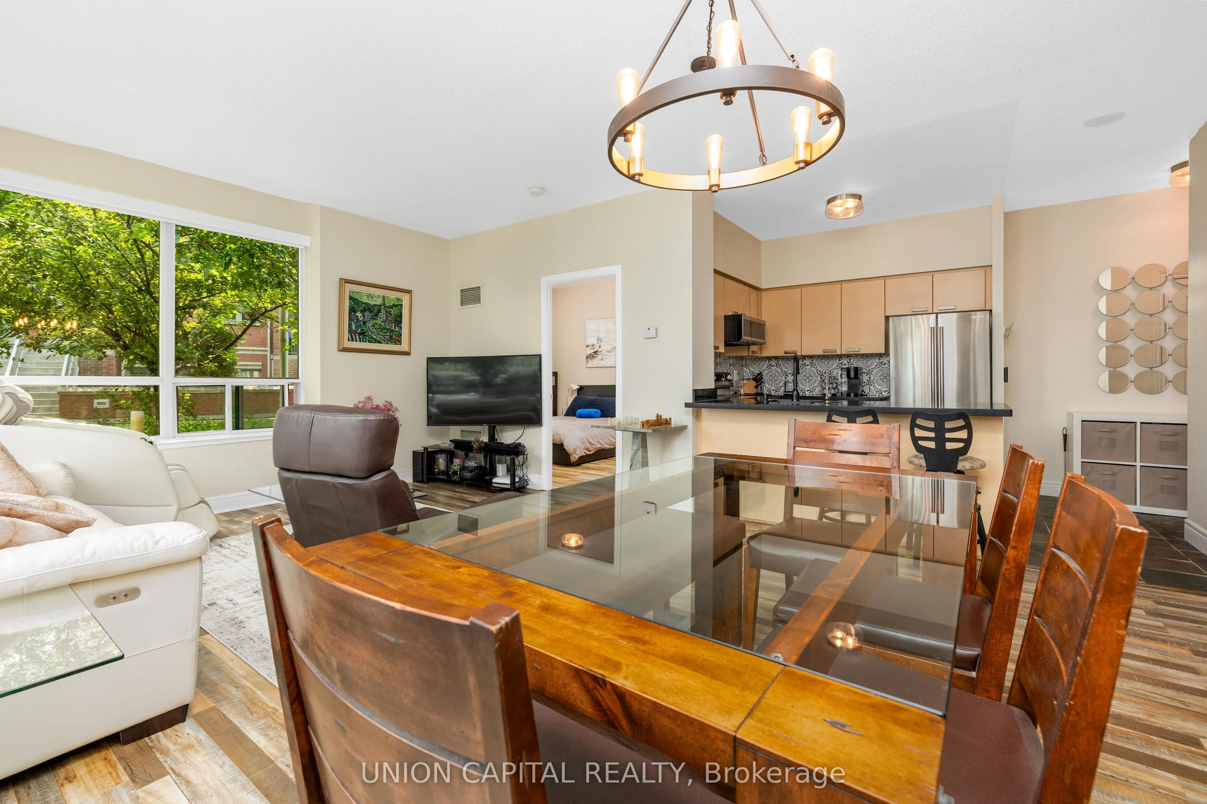 48 Suncrest Boulevard #102