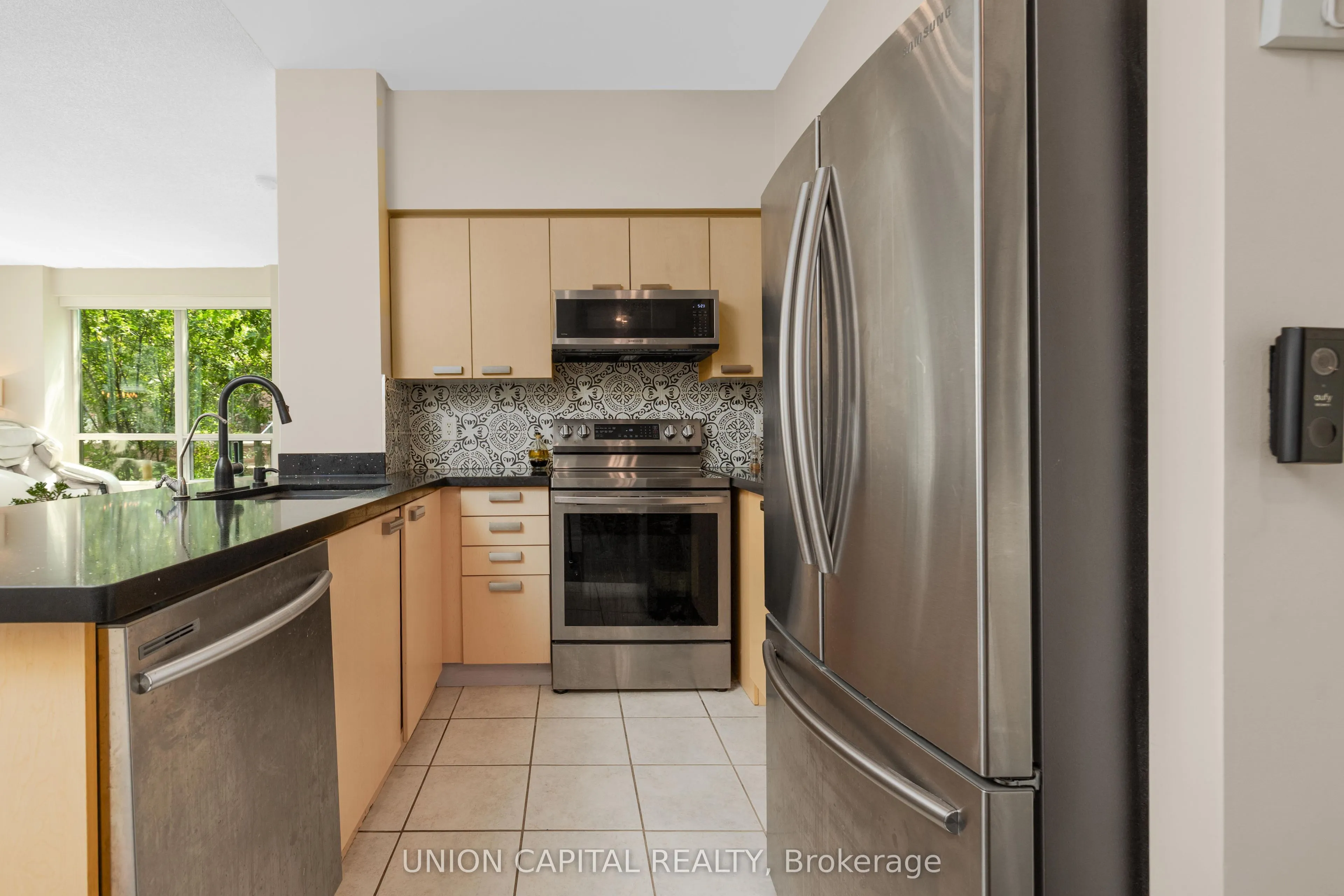 48 Suncrest Boulevard #102