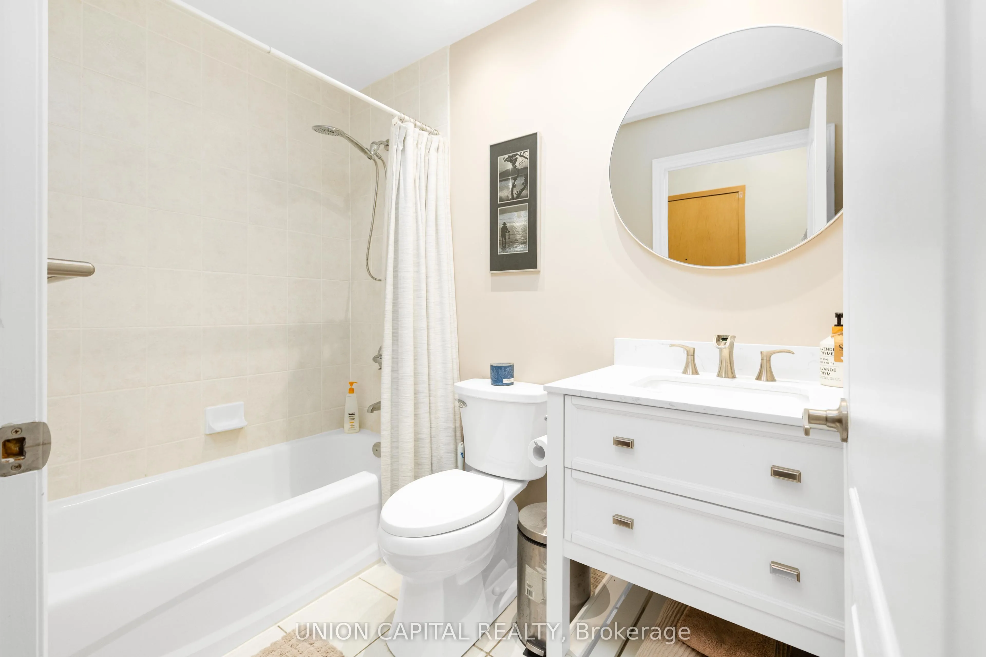 48 Suncrest Boulevard #102