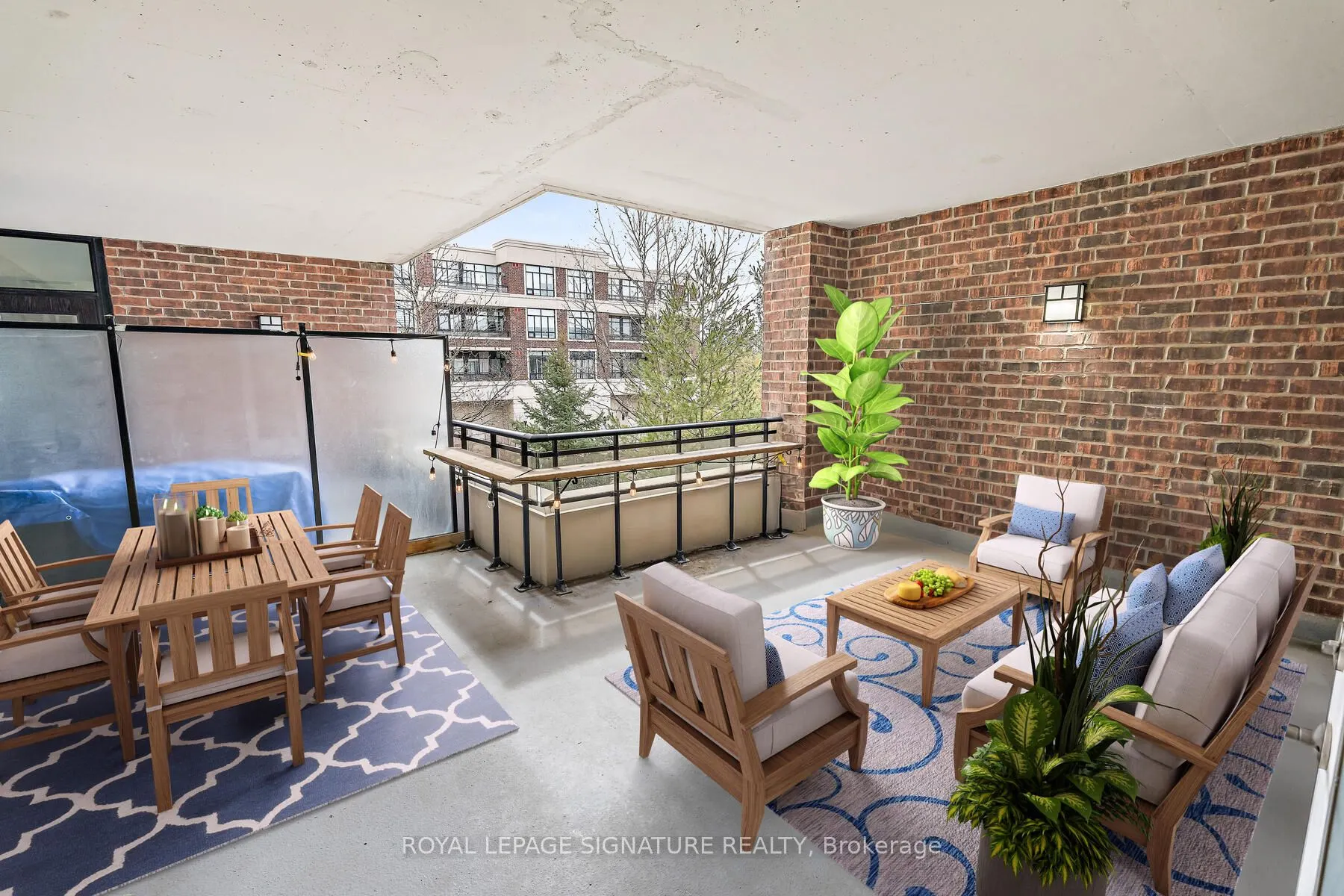 2396 Major Mackenzie Drive W #220