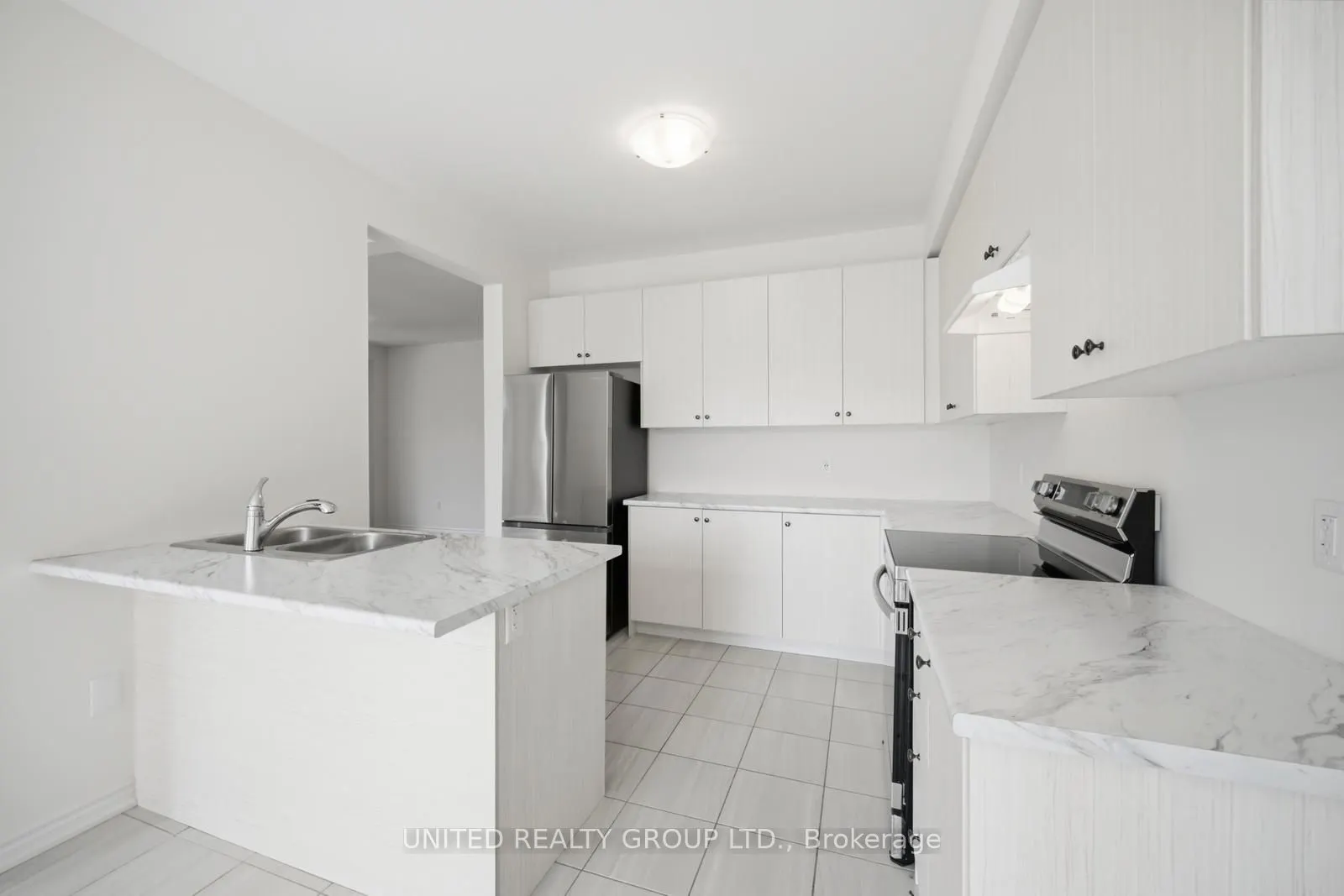 2150 Speare Court