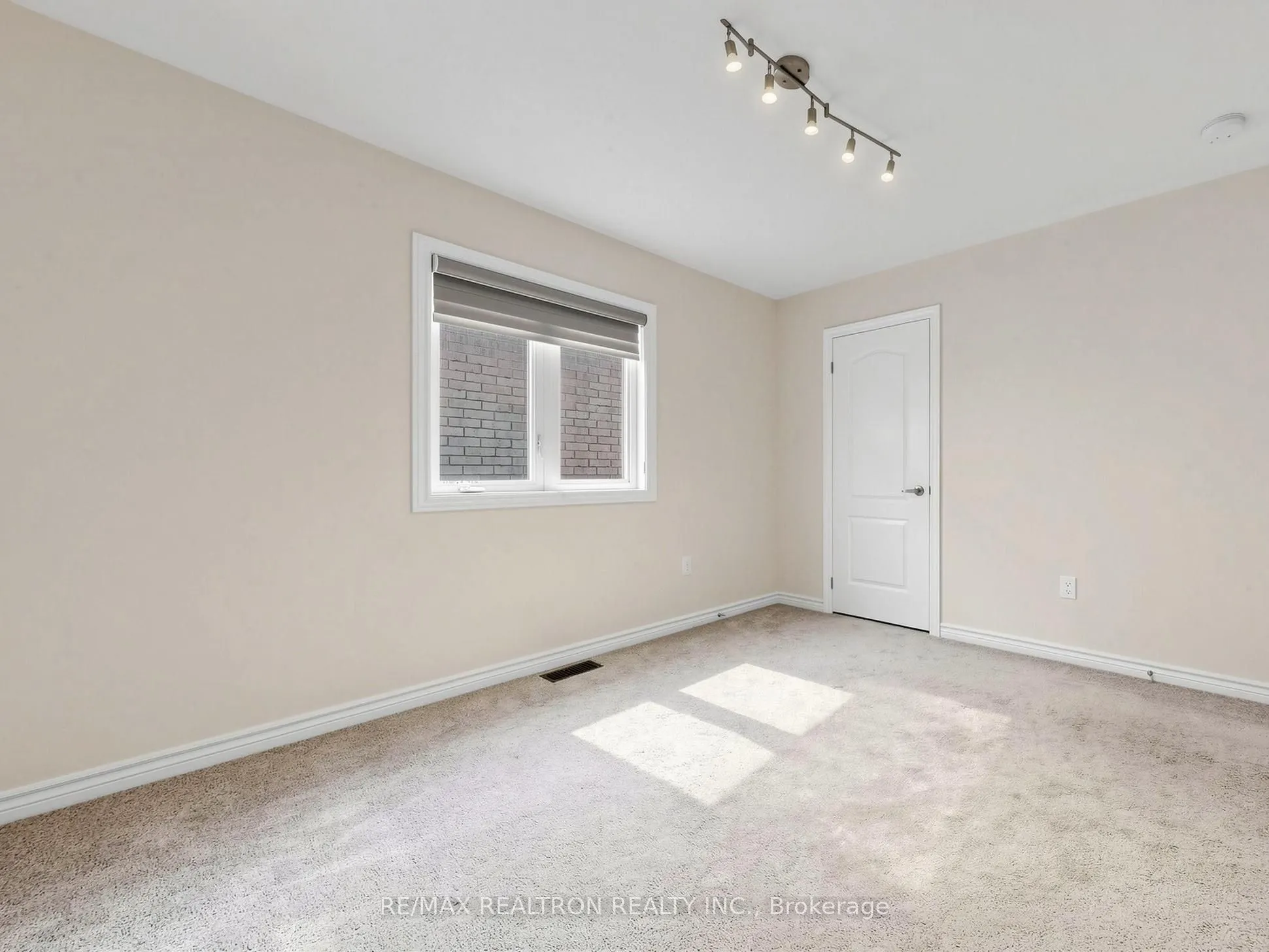 31 Valleo Street