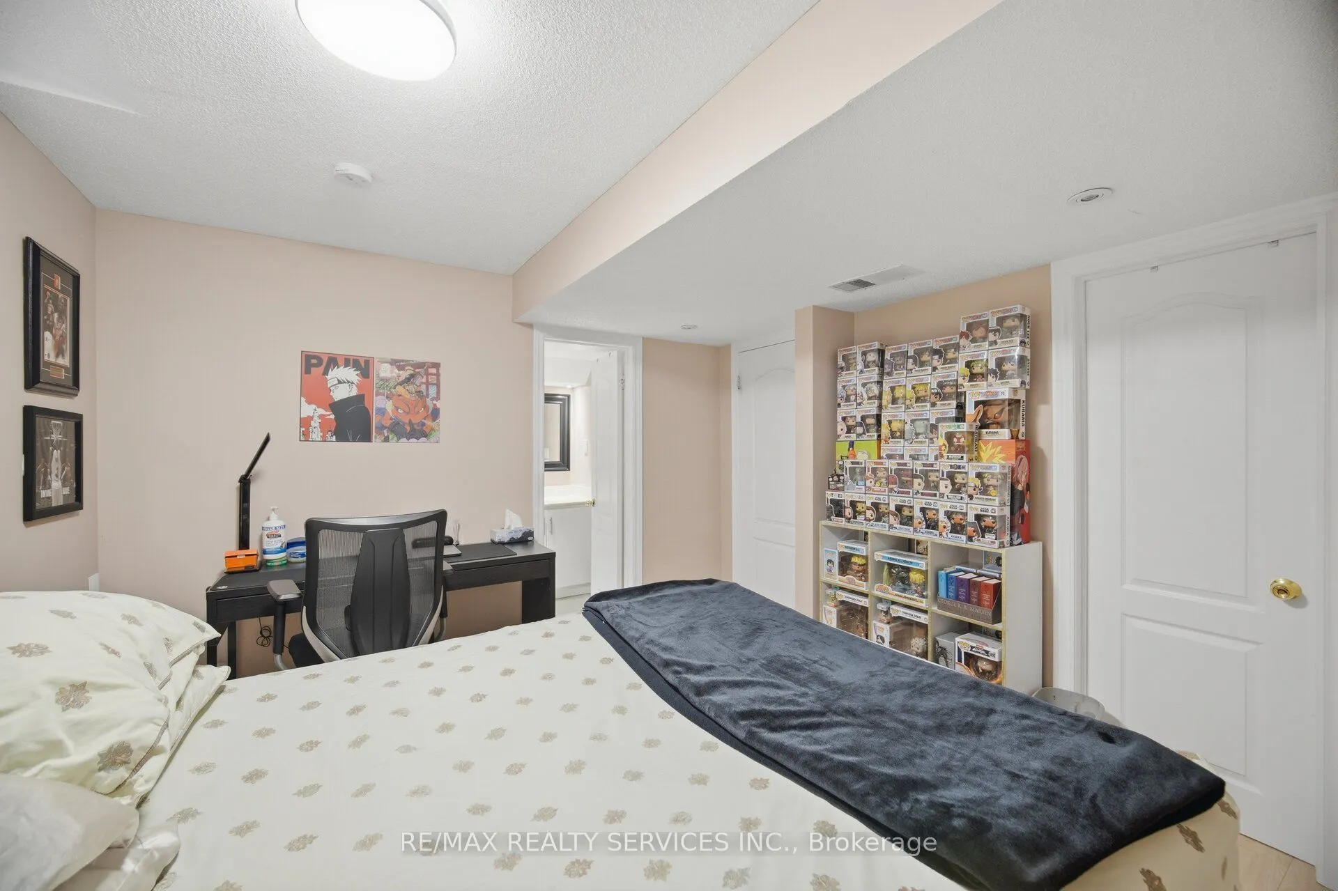 45 Skylark Drive