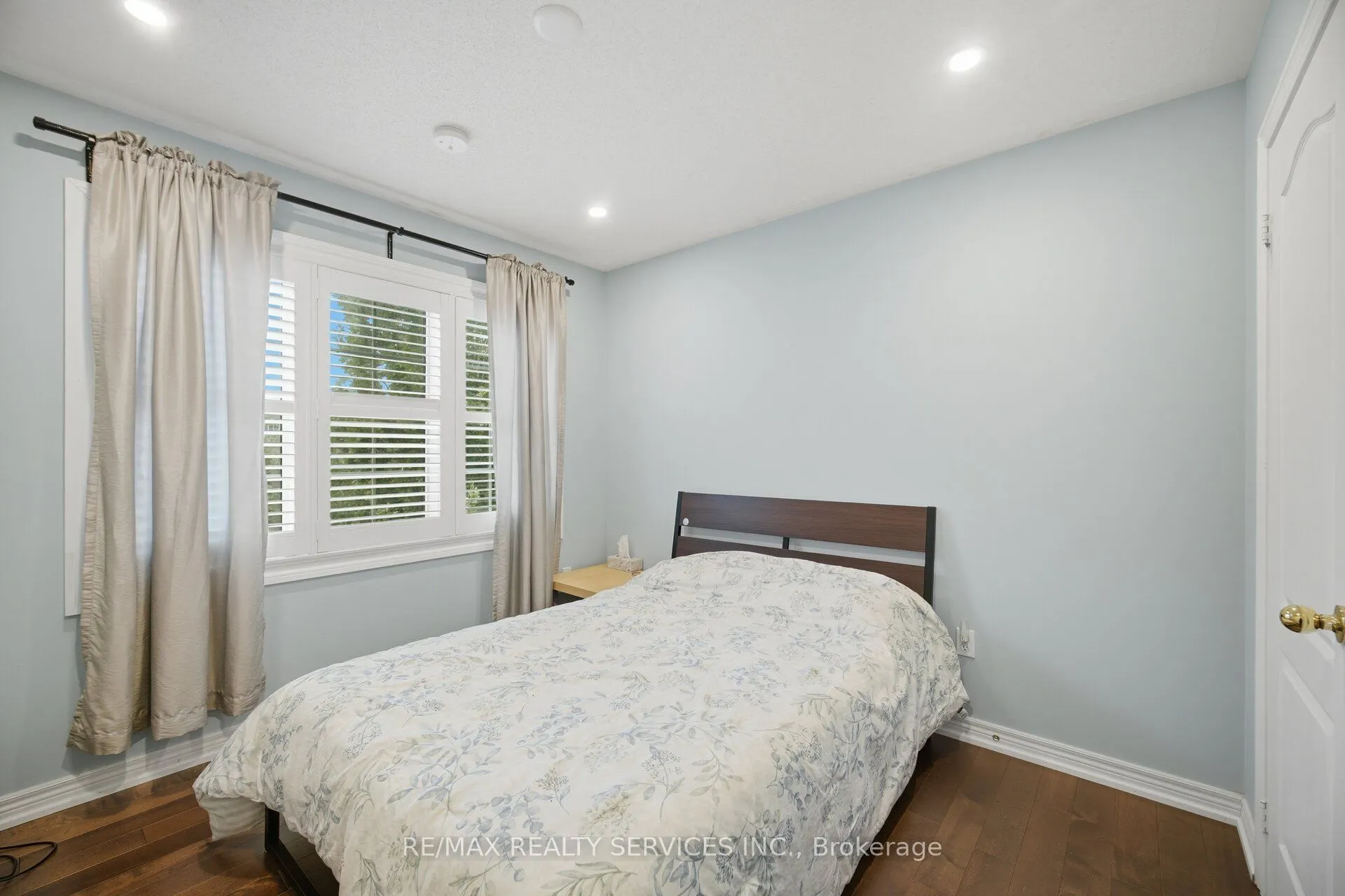 45 Skylark Drive
