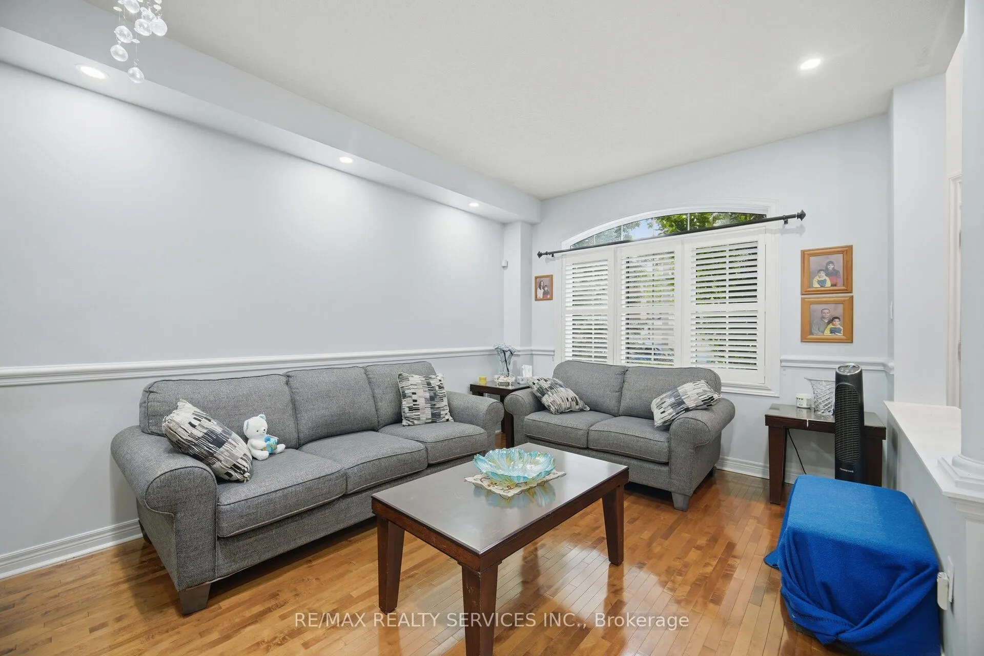 45 Skylark Drive