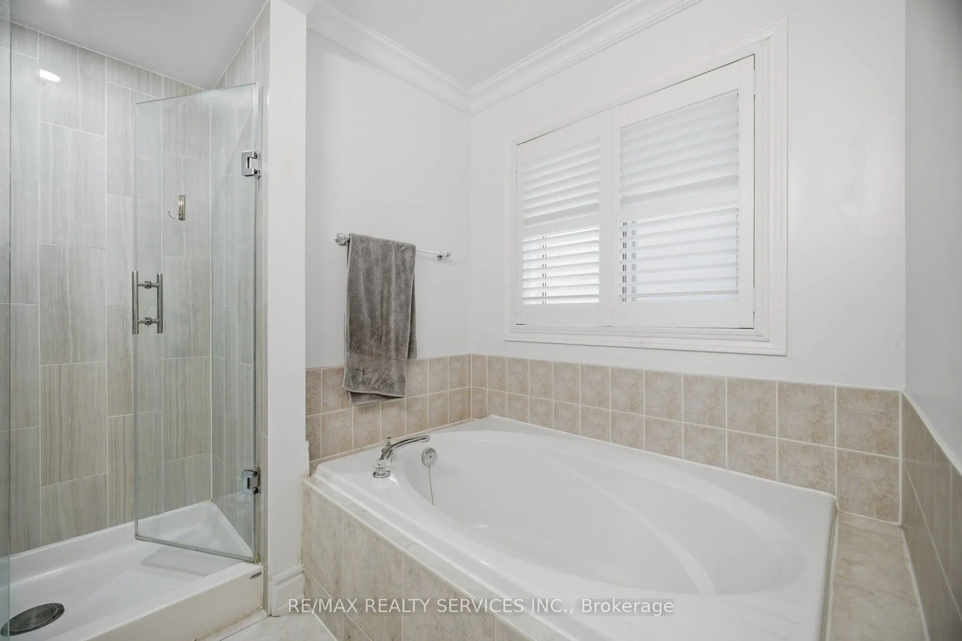 45 Skylark Drive