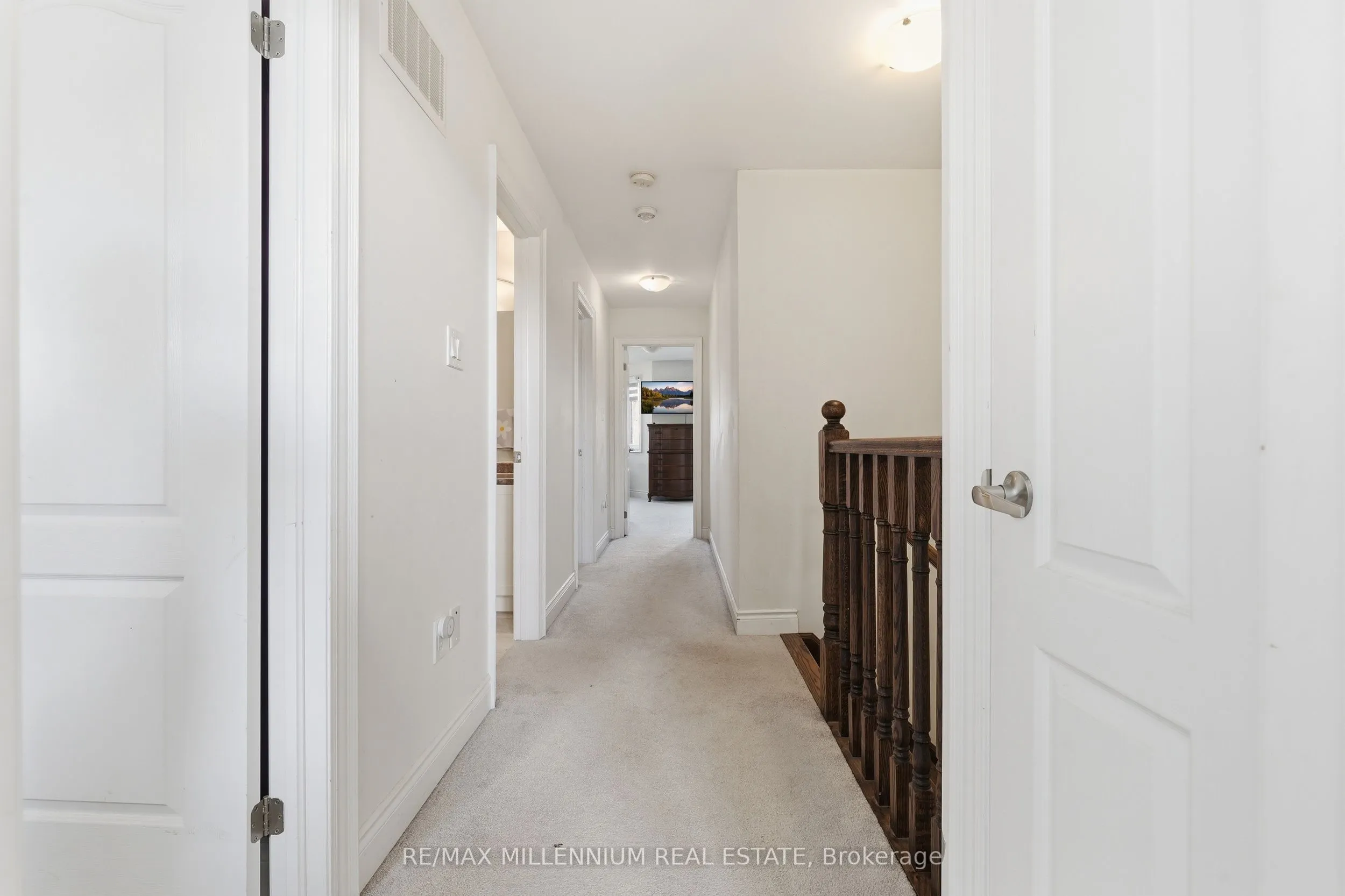 296 Miller Park Avenue
