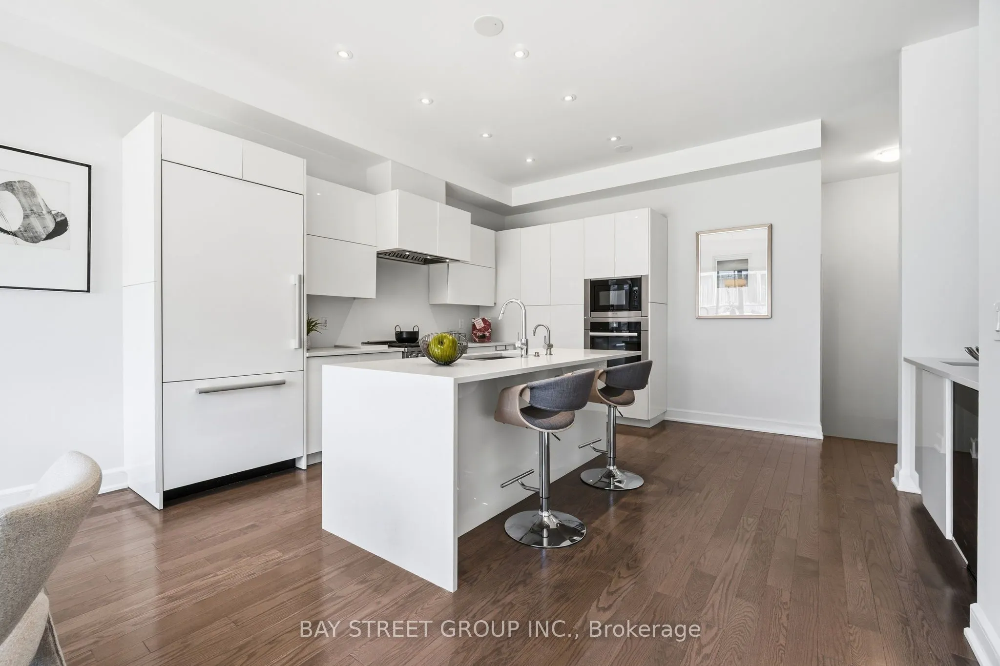 16 Farrell Road