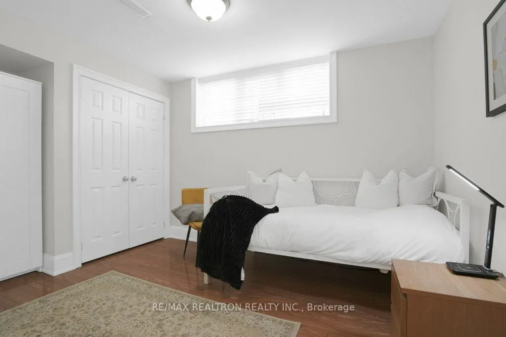 121 Riverglen Drive
