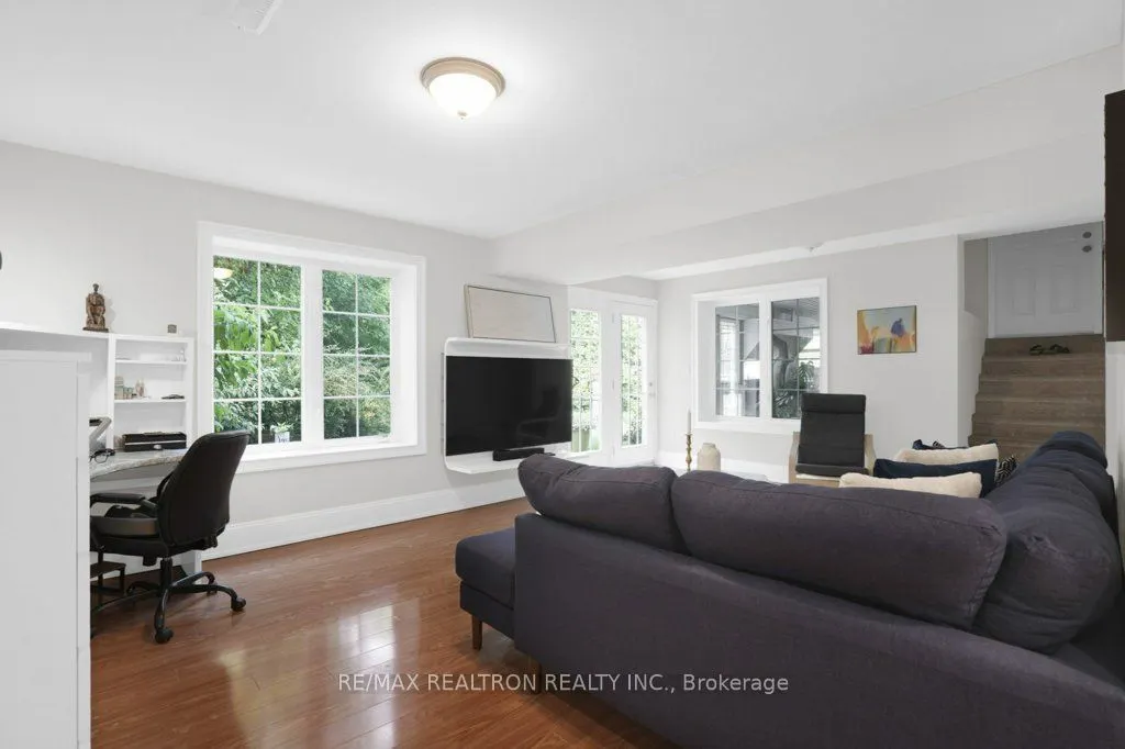 121 Riverglen Drive