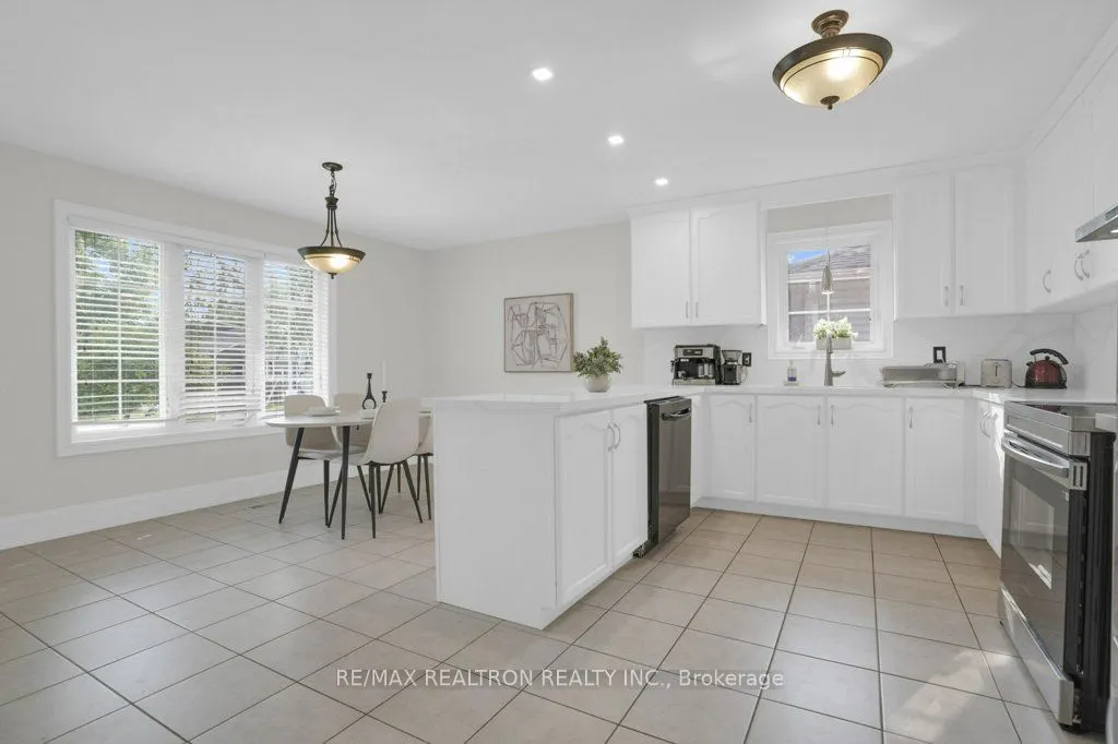 121 Riverglen Drive