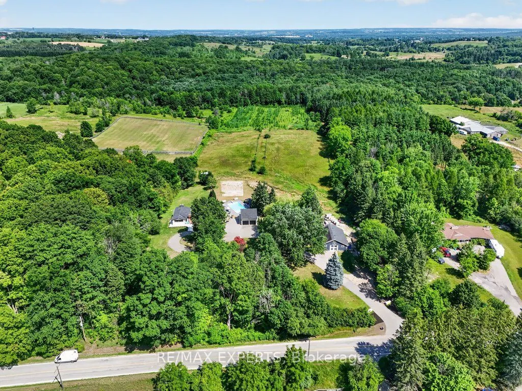 5502 16th Side Road