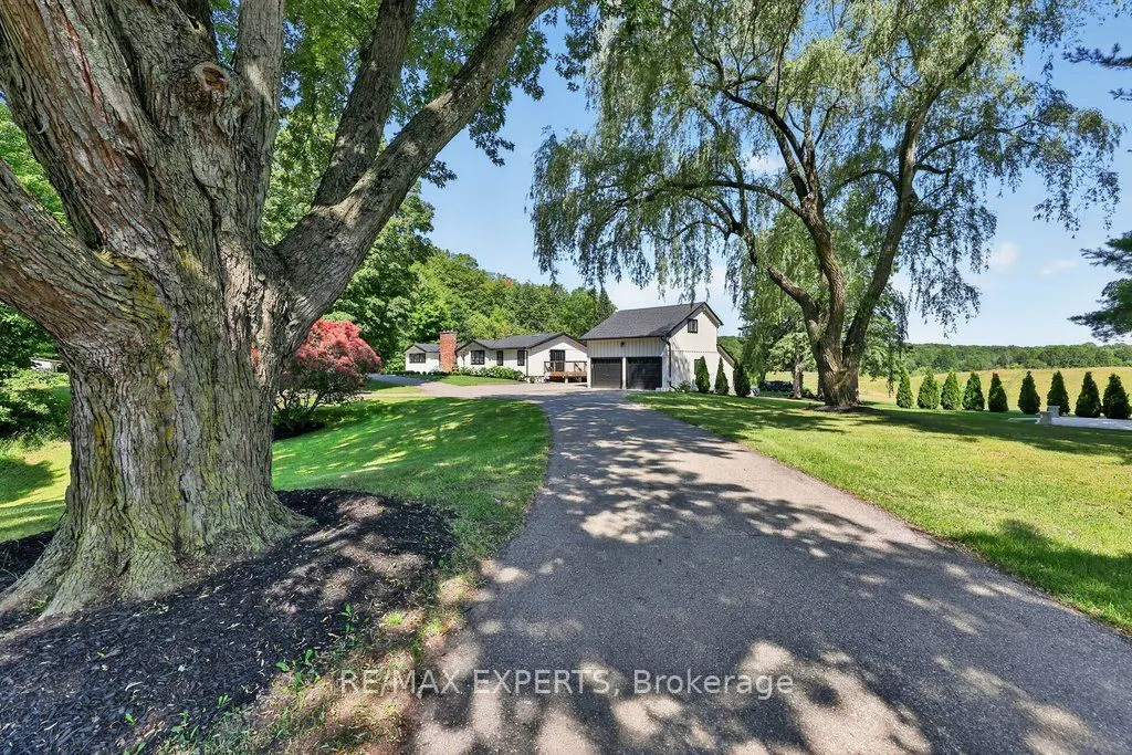 5502 16th Side Road