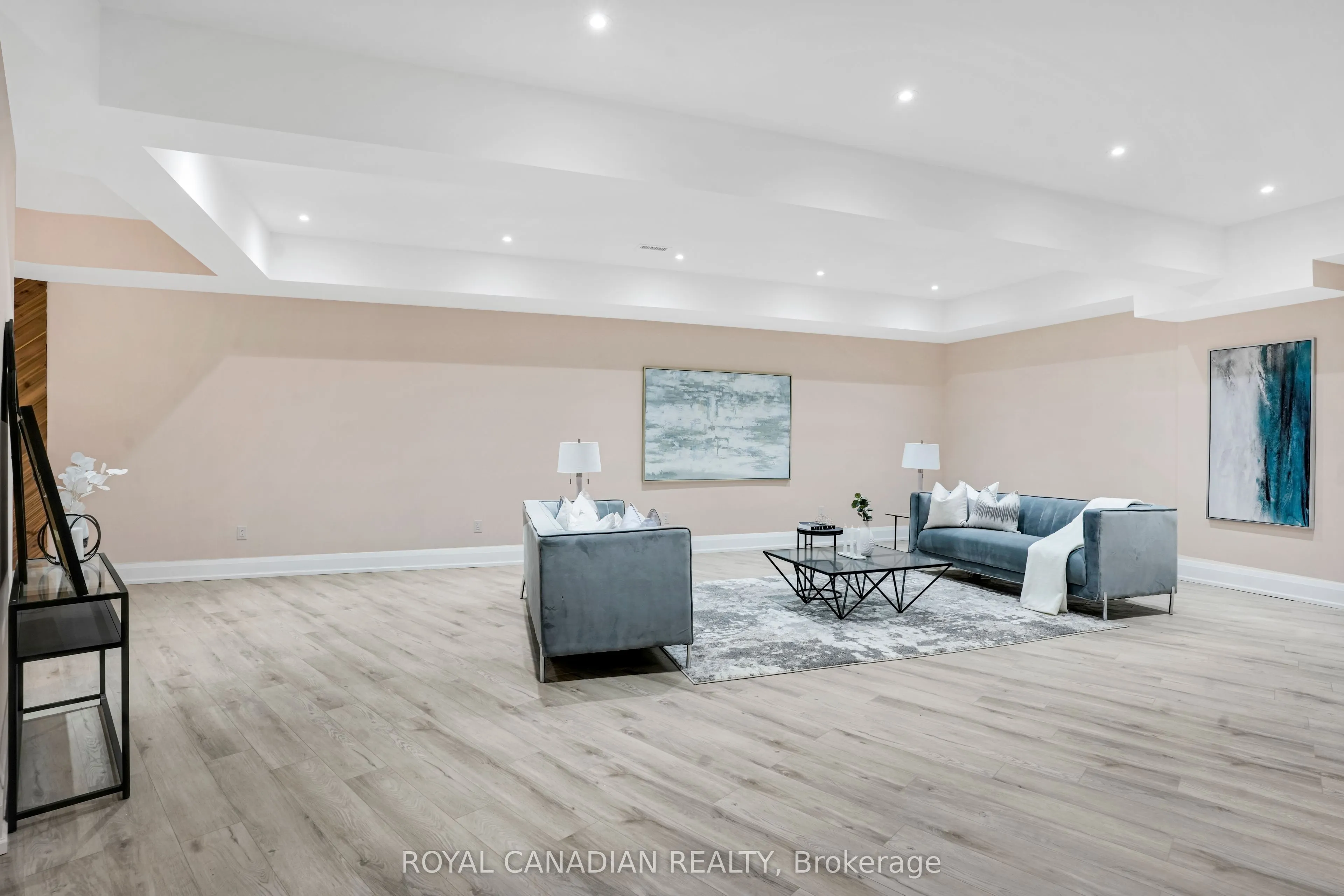 15 Glenview Heights Lane