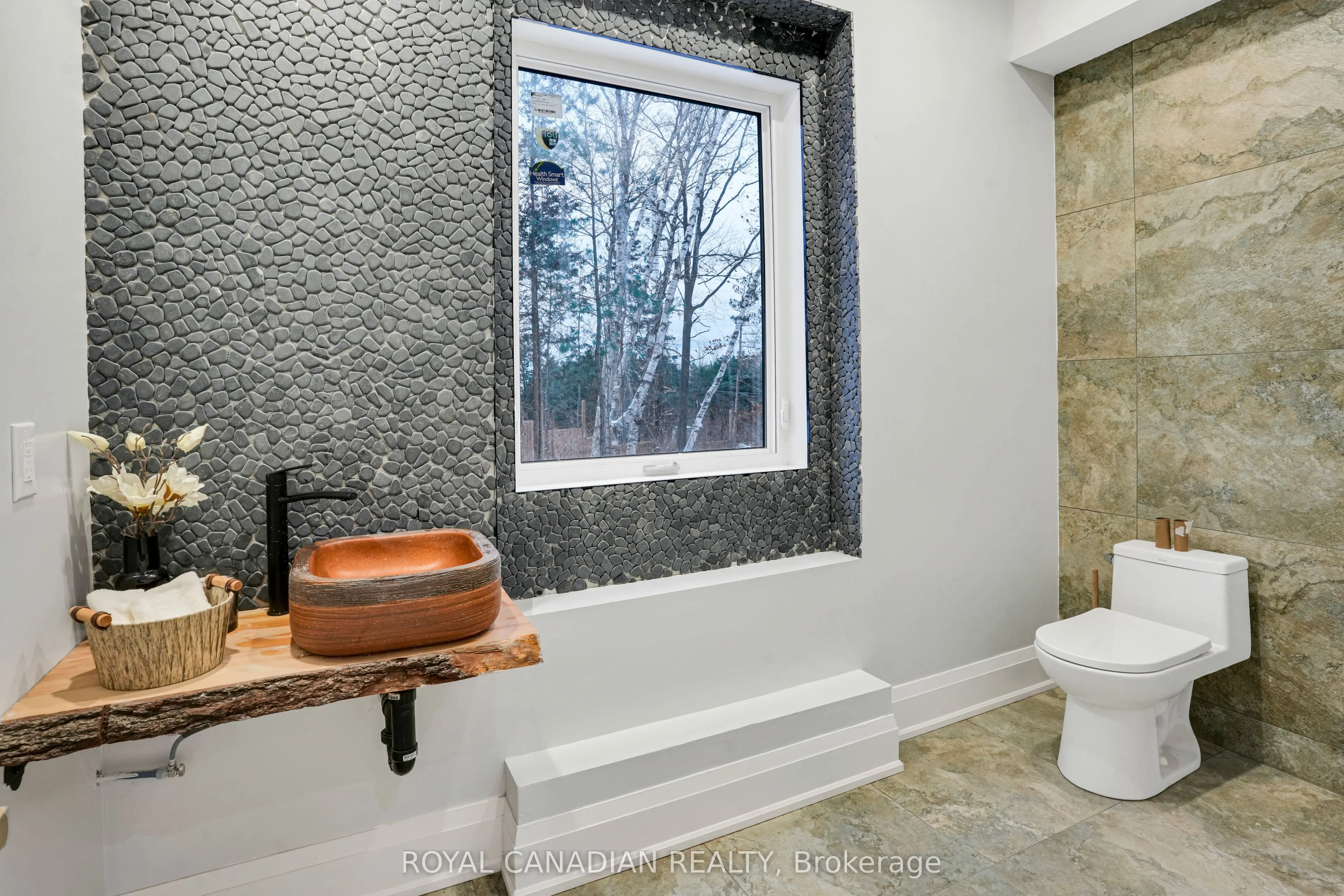 15 Glenview Heights Lane