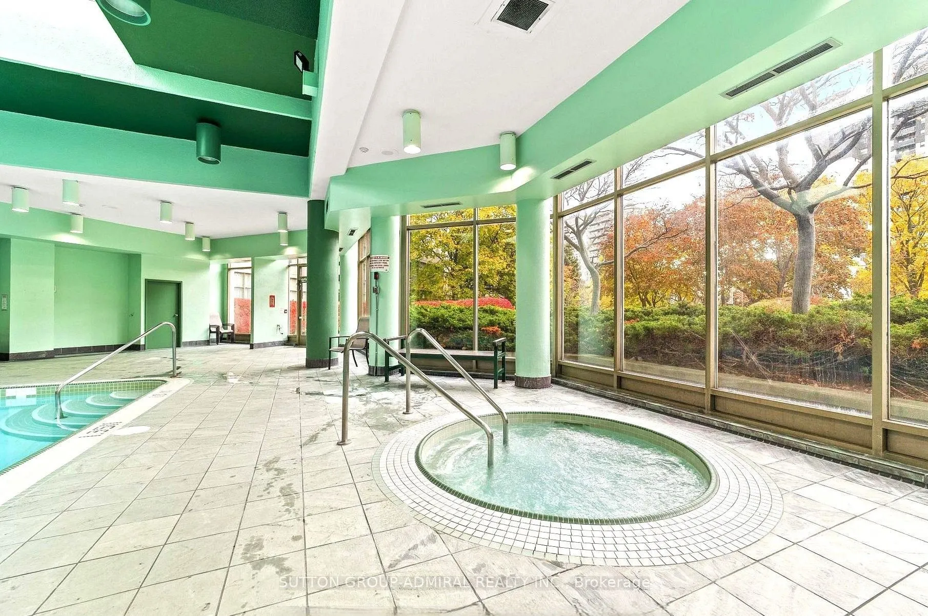 7 Townsgate Drive #604