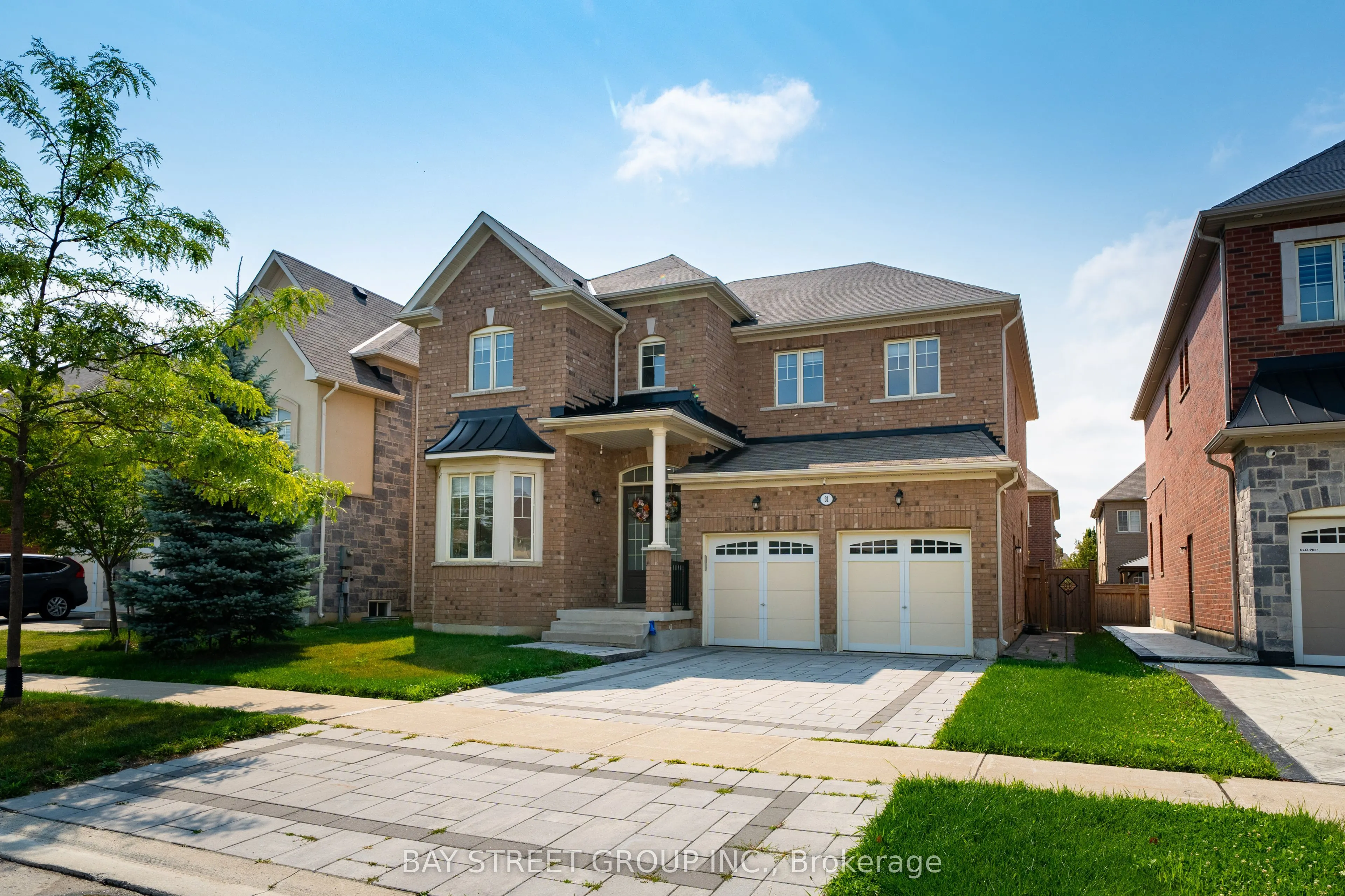 31 Woodgate Pines Drive