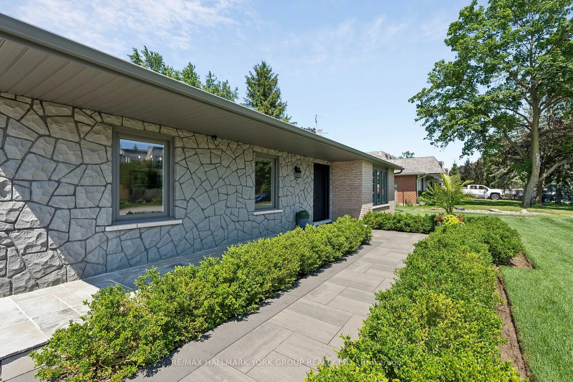 256 Banner Lane