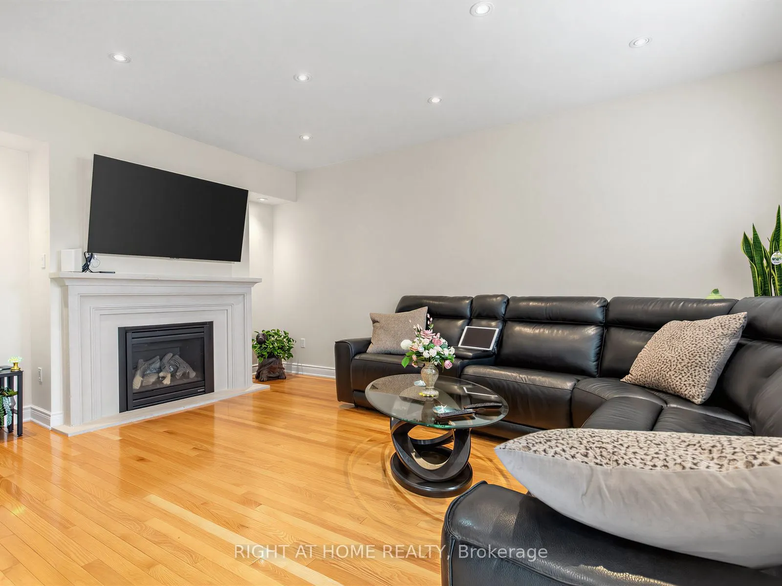 99 Richler Avenue