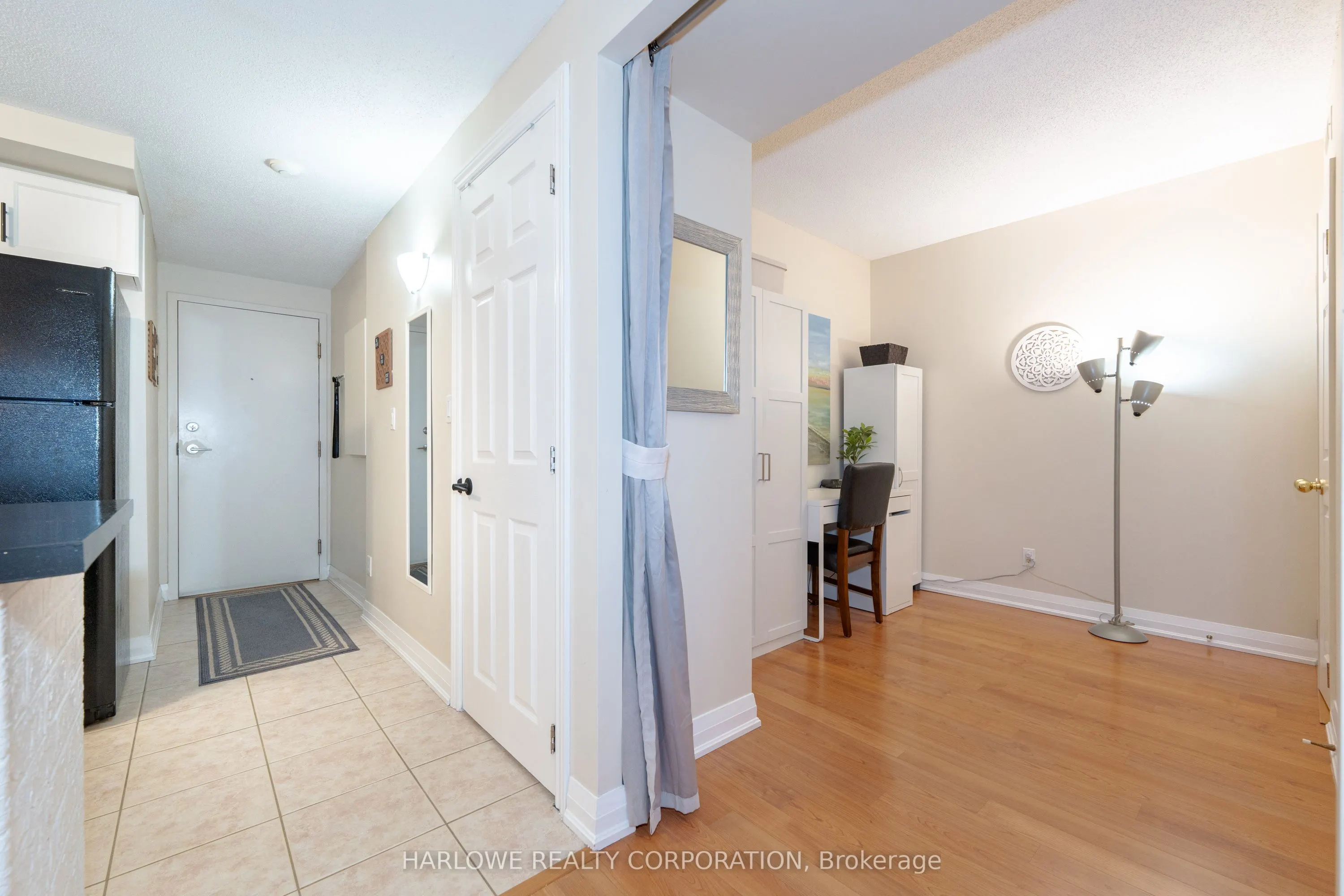 35 Hunt Avenue #401