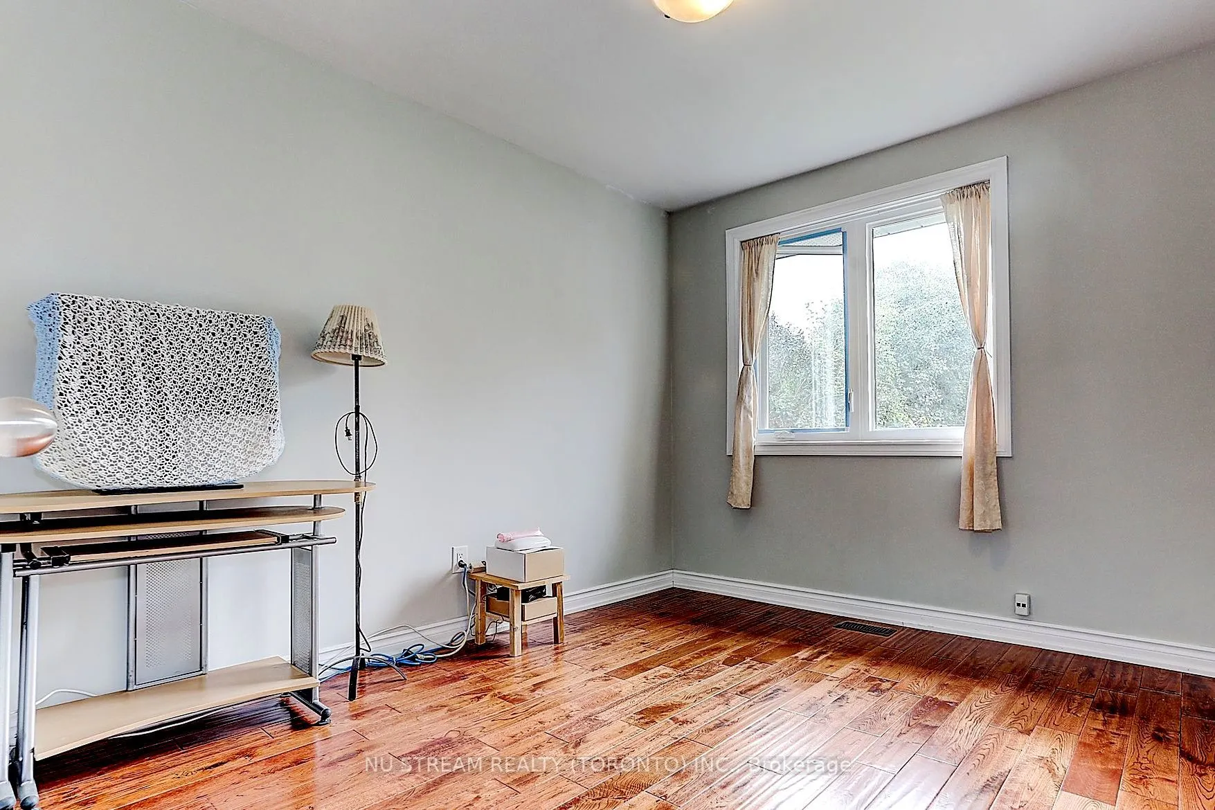 432 Crosby Avenue #Main