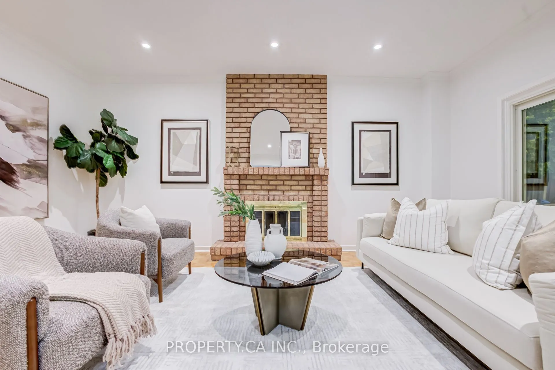 143 Cambridge Crescent