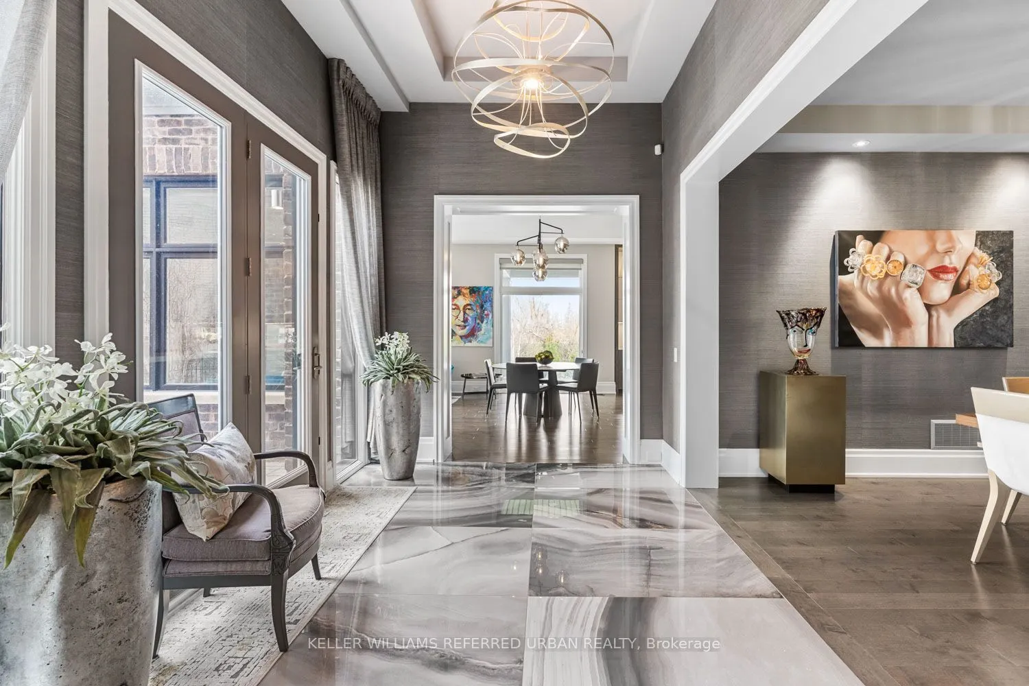 61 Ria Court