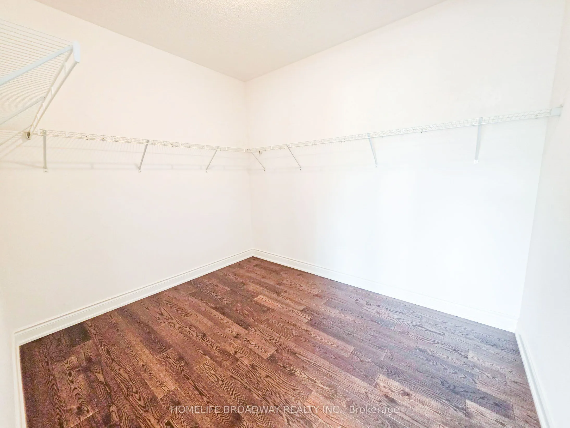 525 Elgin Mills Road W